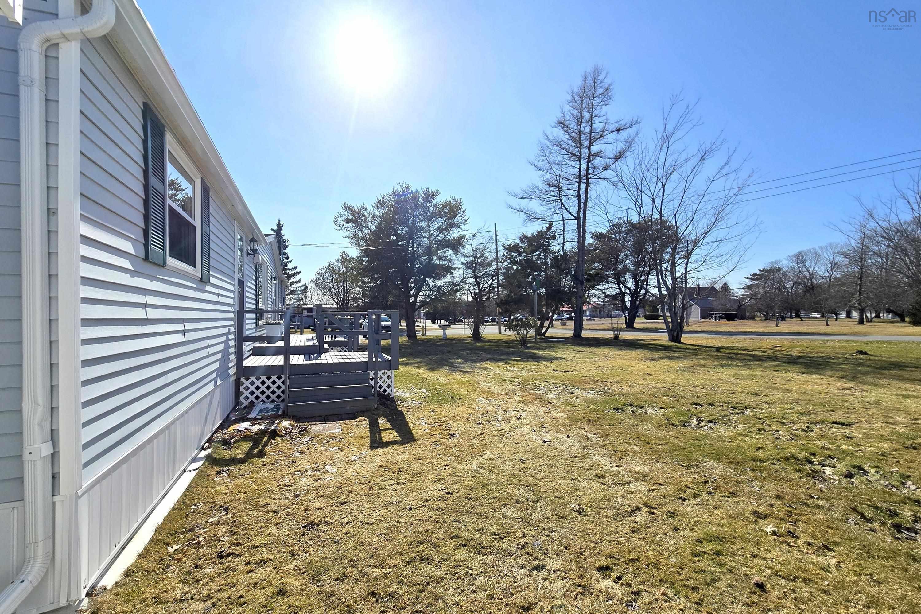 $174,900.00: 2 Lorne Crescent, Amherst