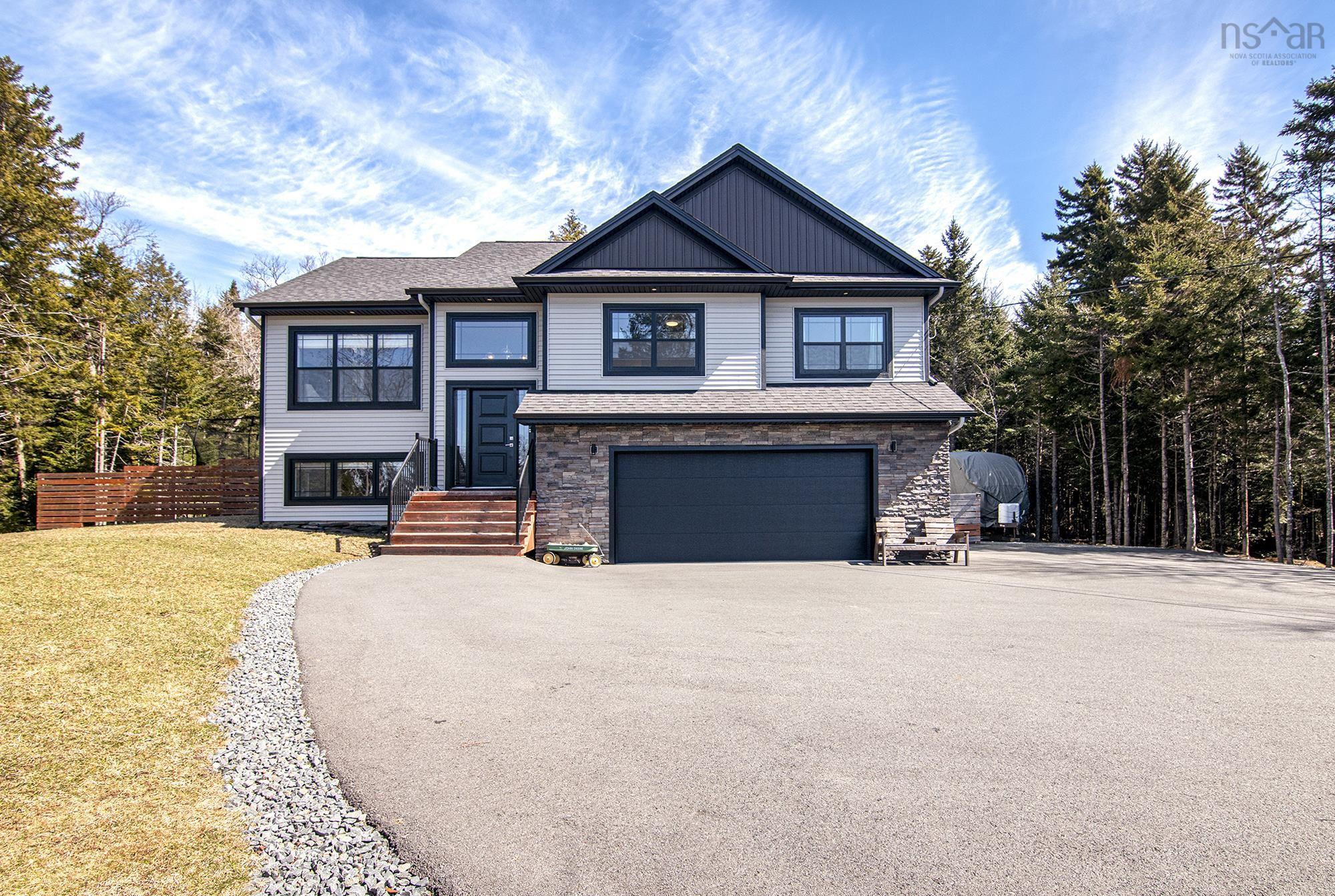 $849,900.00: 567 Magenta Drive, Sackville