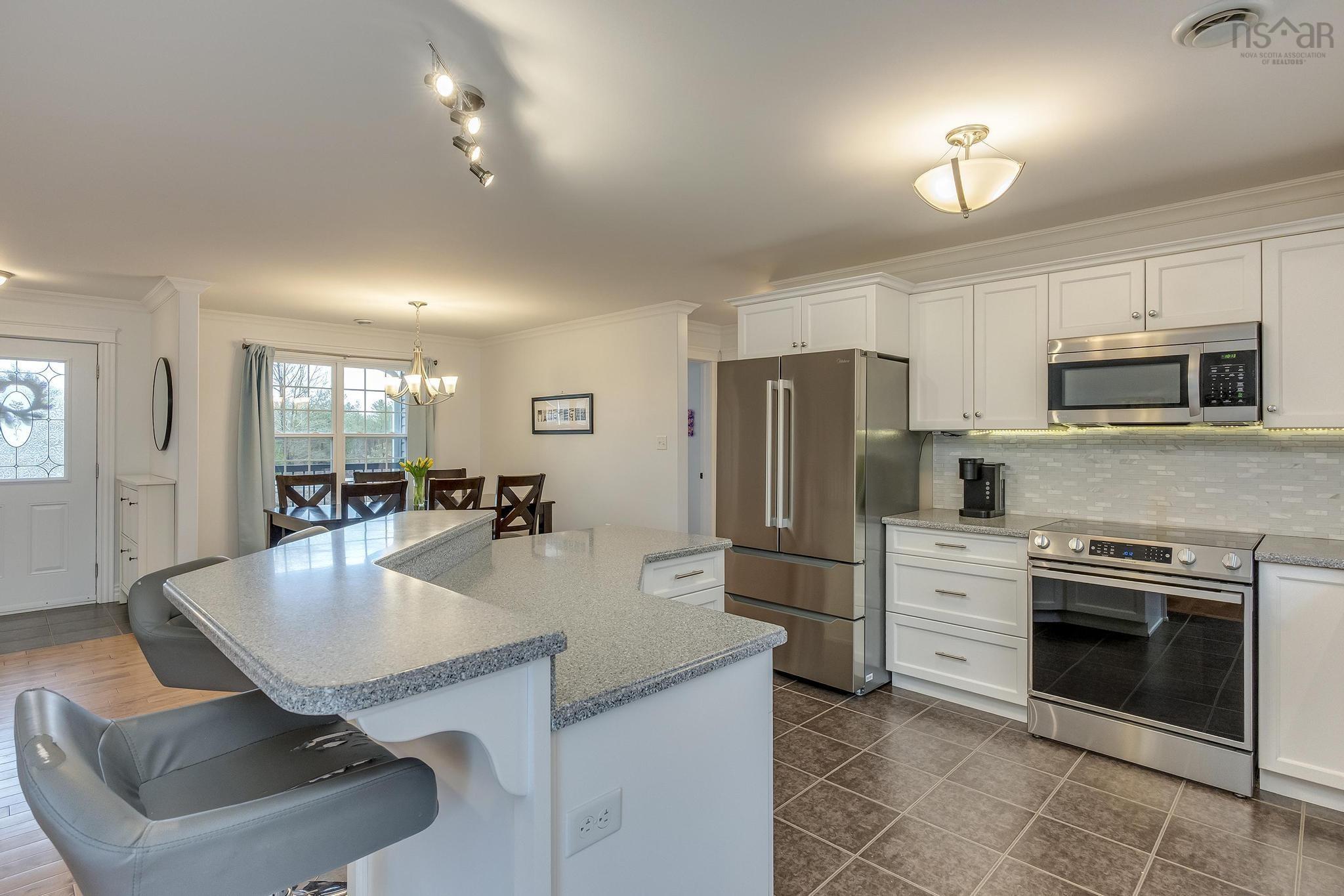 $619,900.00: 35 Acorn Lane, Kingston