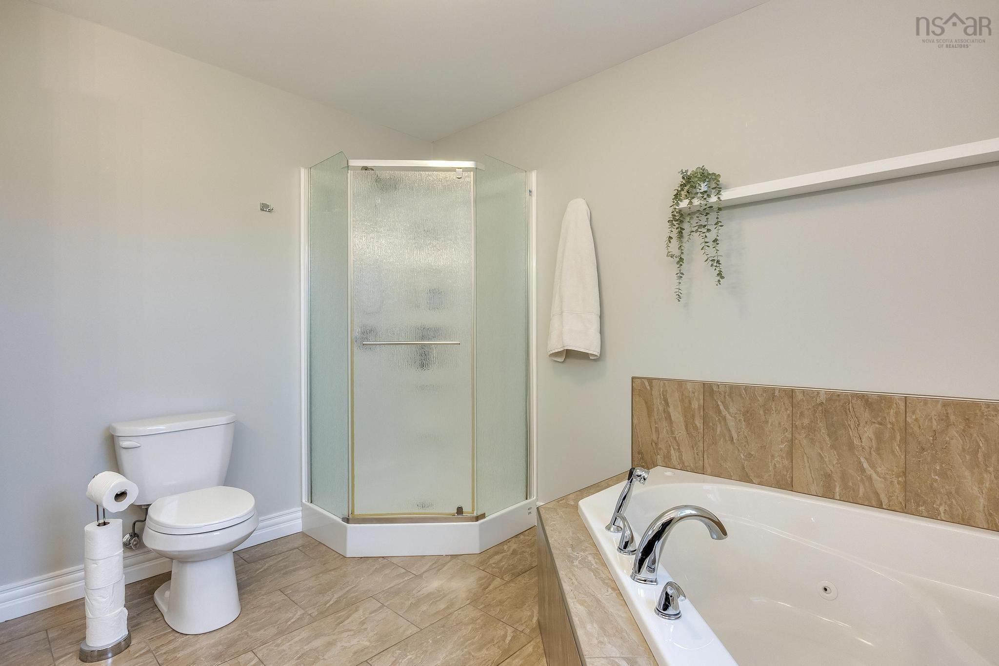 $619,900.00: 35 Acorn Lane, Kingston