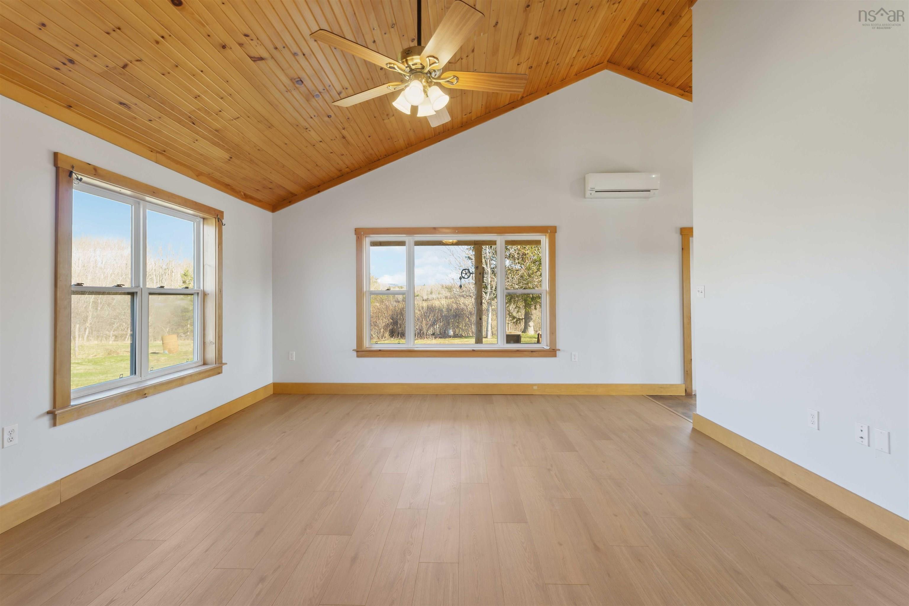 $459,900.00: 11679 Highway 1, Brickton
