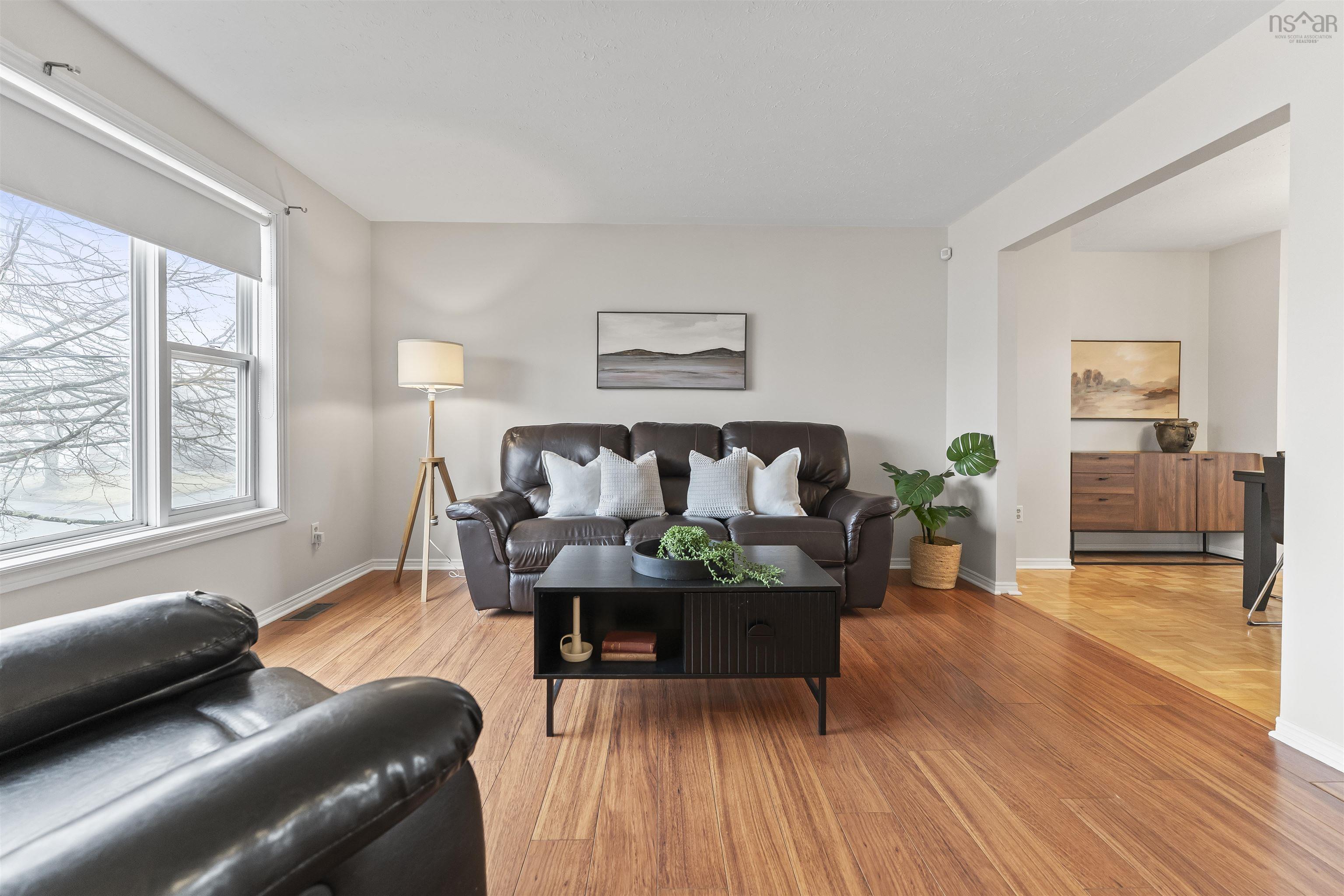 $529,900.00: 58 Willowdale Drive, Dartmouth