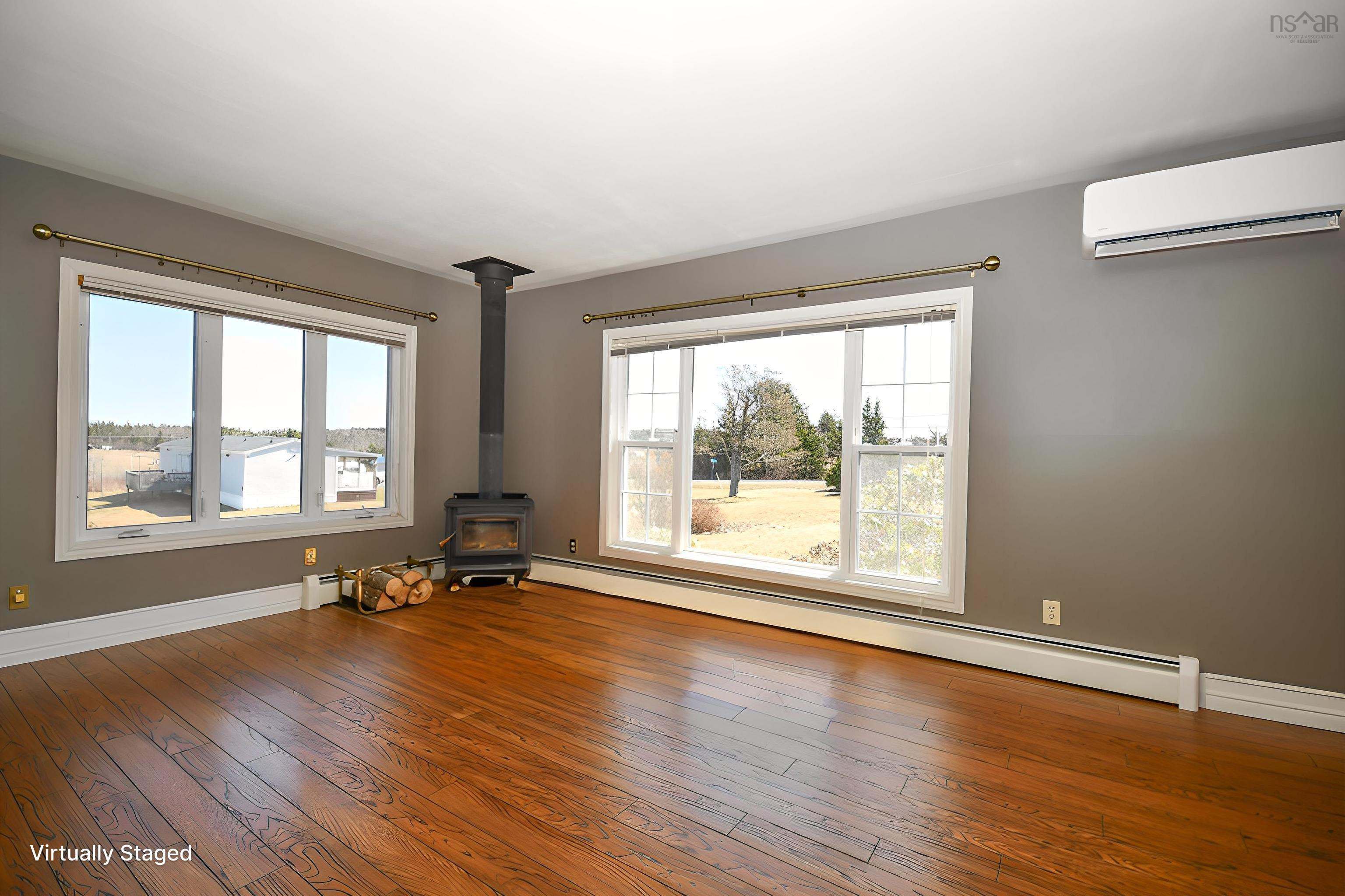 $399,900.00: 6125 Highway 215, Cheverie