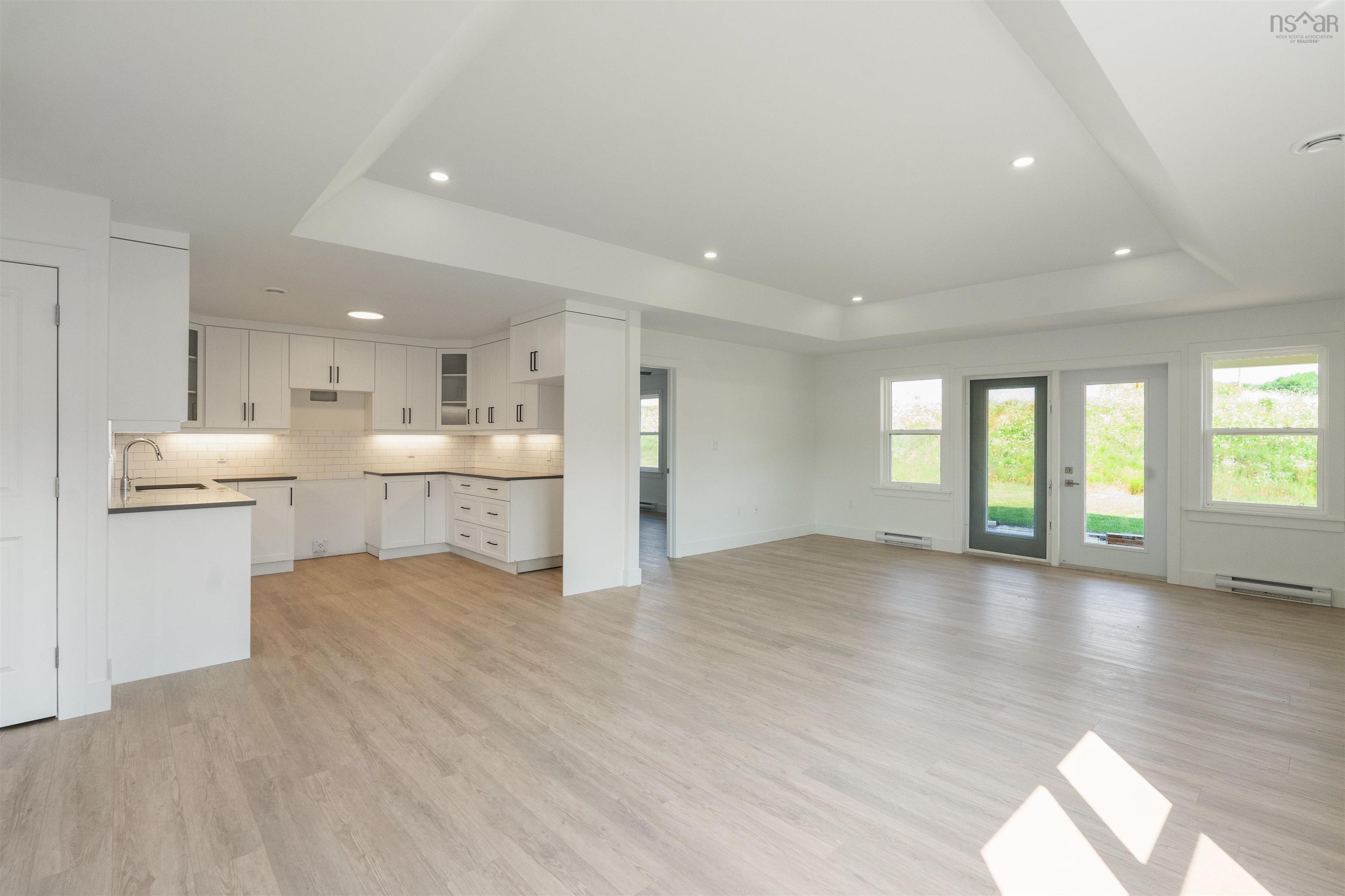 $640,000.00: 8 Elizabeth Avenue, Garlands Crossing