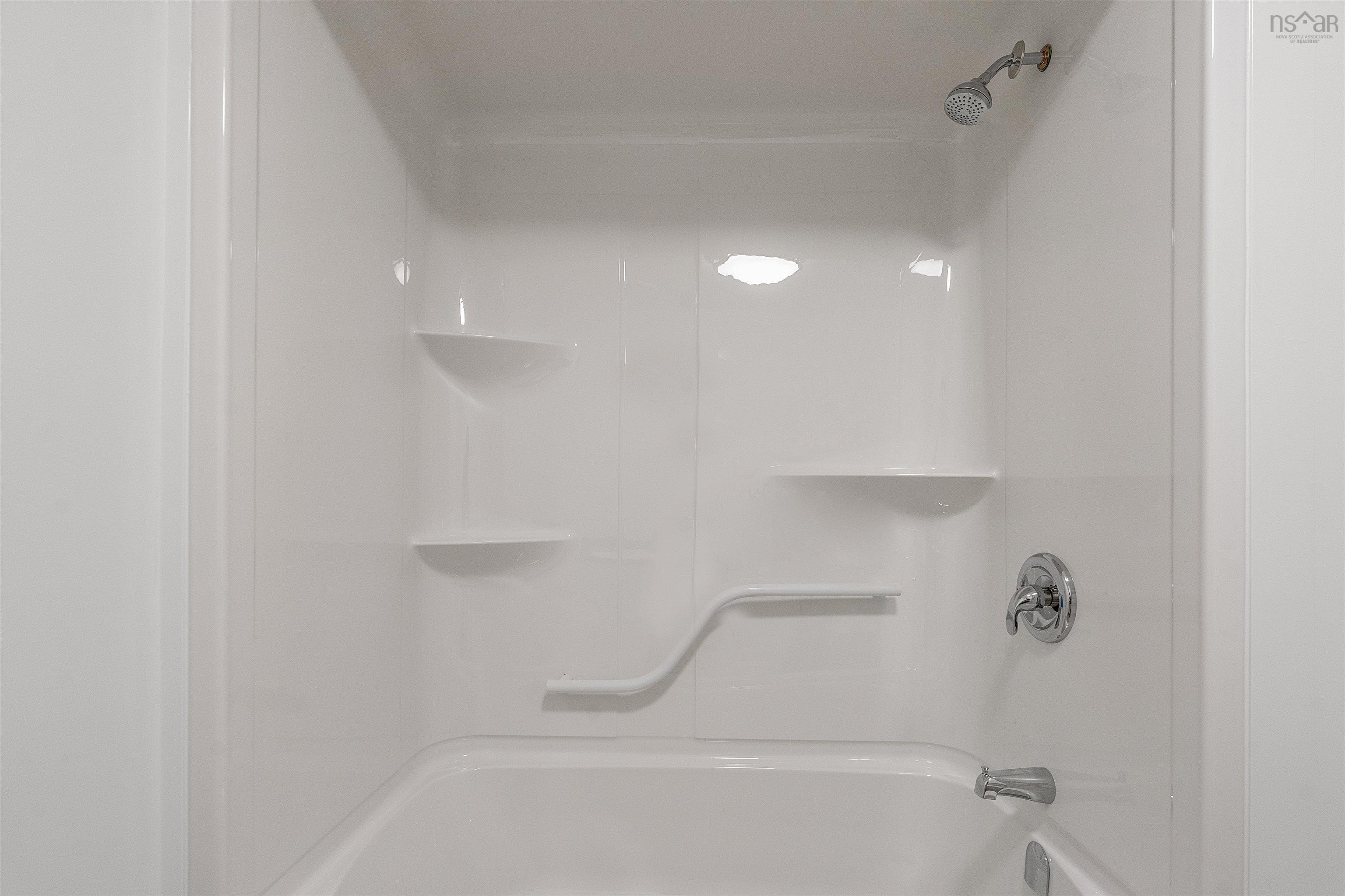 $640,000.00: 8 Elizabeth Avenue, Garlands Crossing