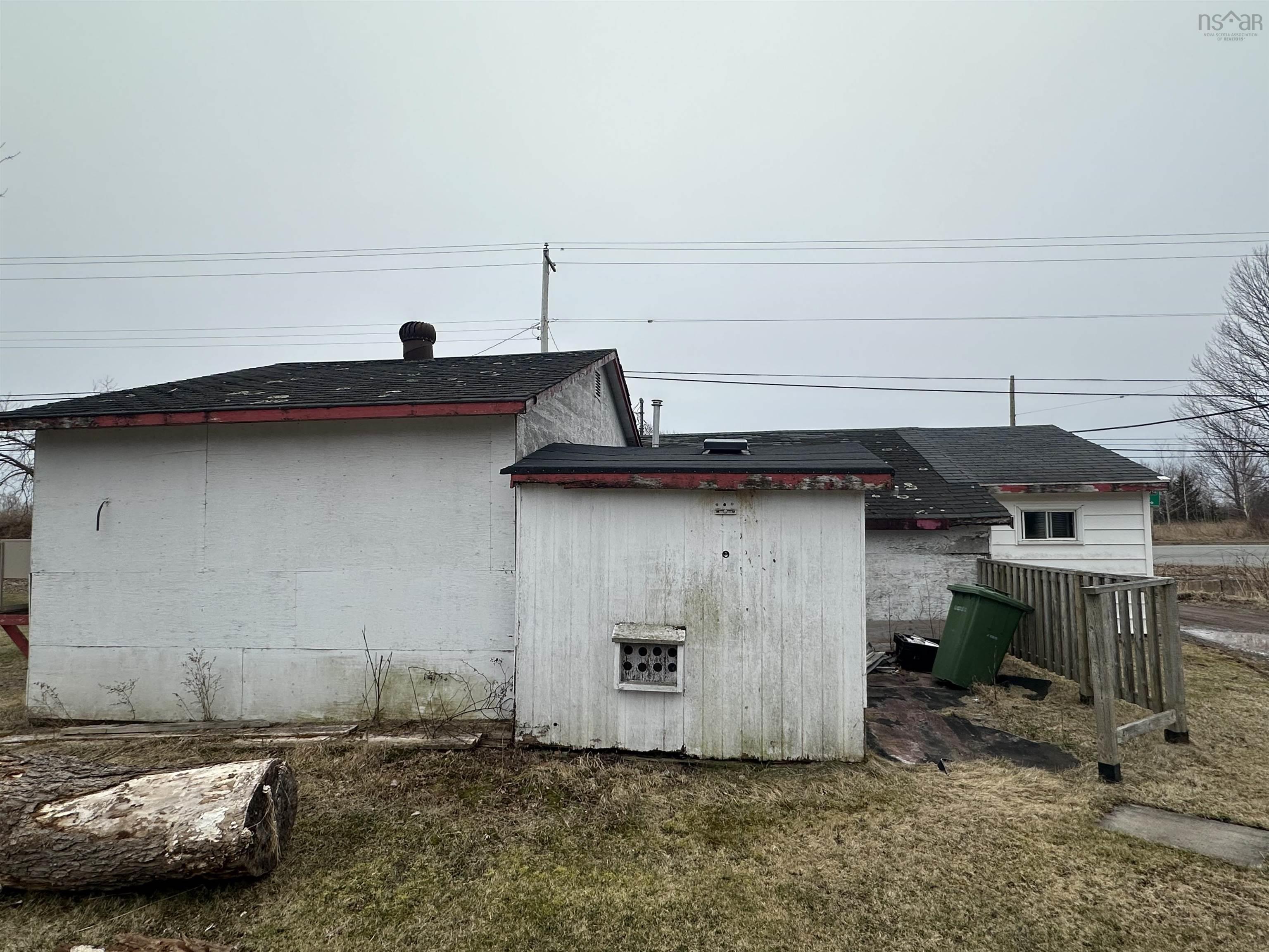 $129,000.00: 2443 Highway 376, Lyons Brook