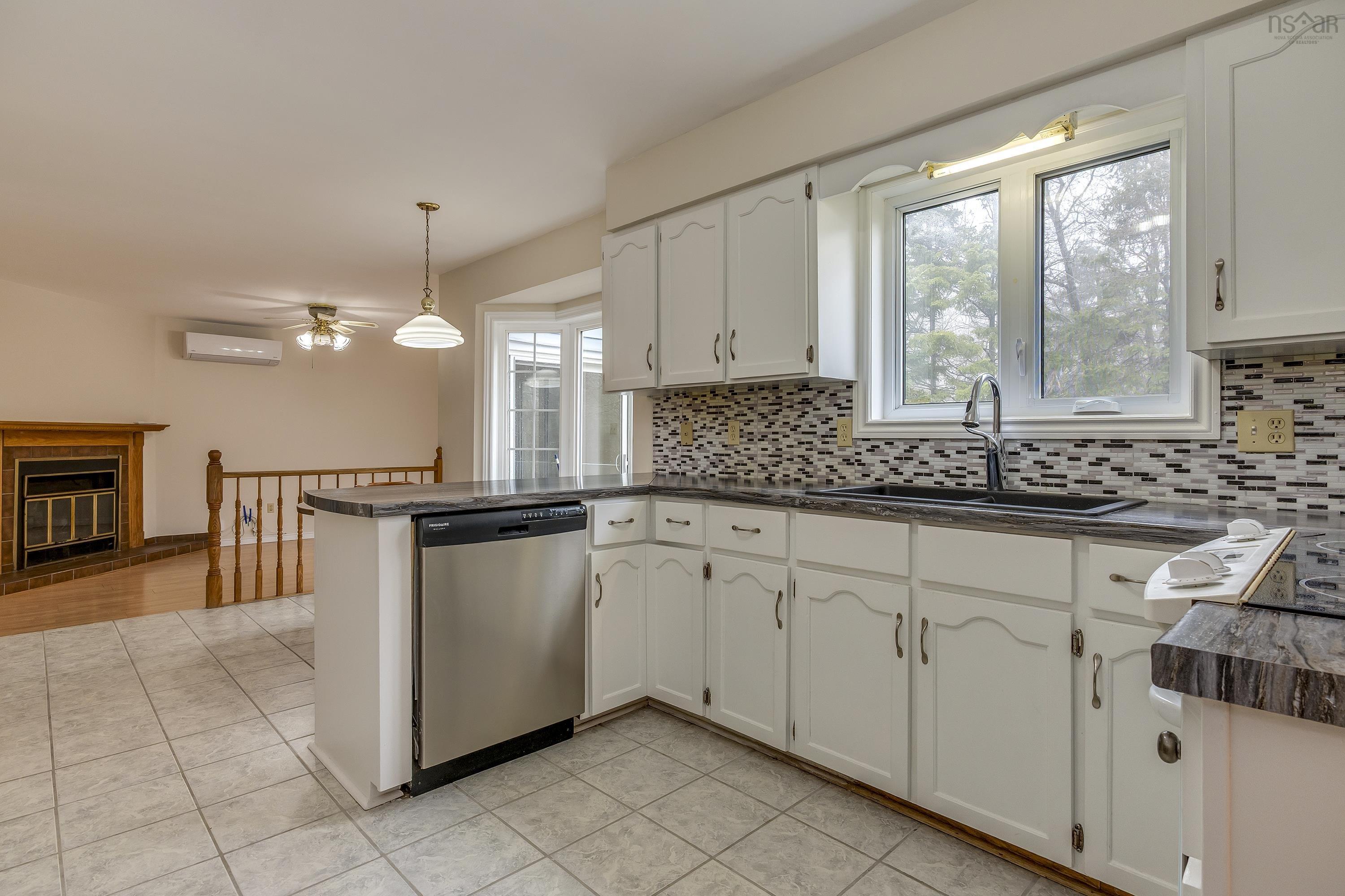 $649,000.00: 5 Dorothea Drive, Dartmouth