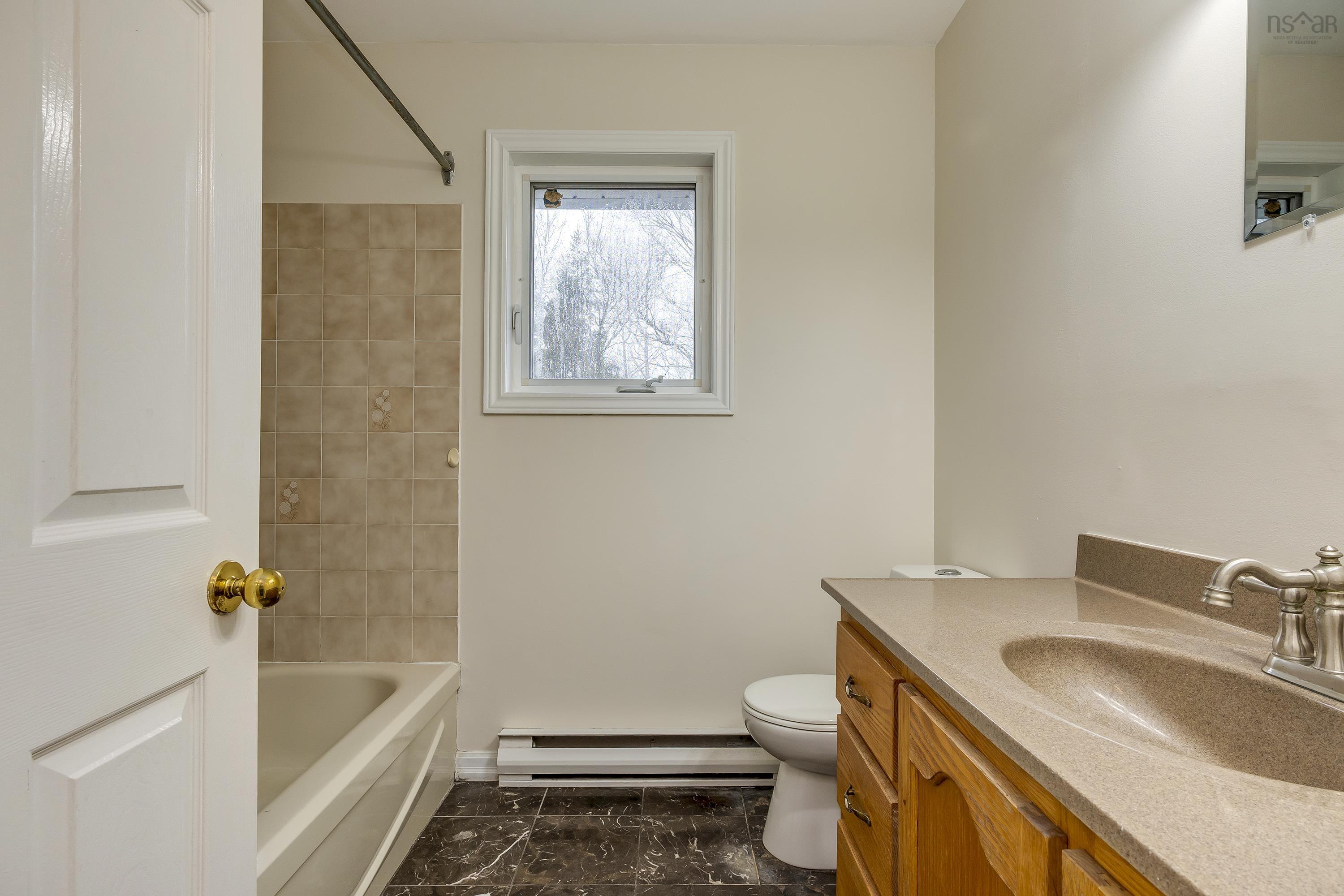 $649,000.00: 5 Dorothea Drive, Dartmouth