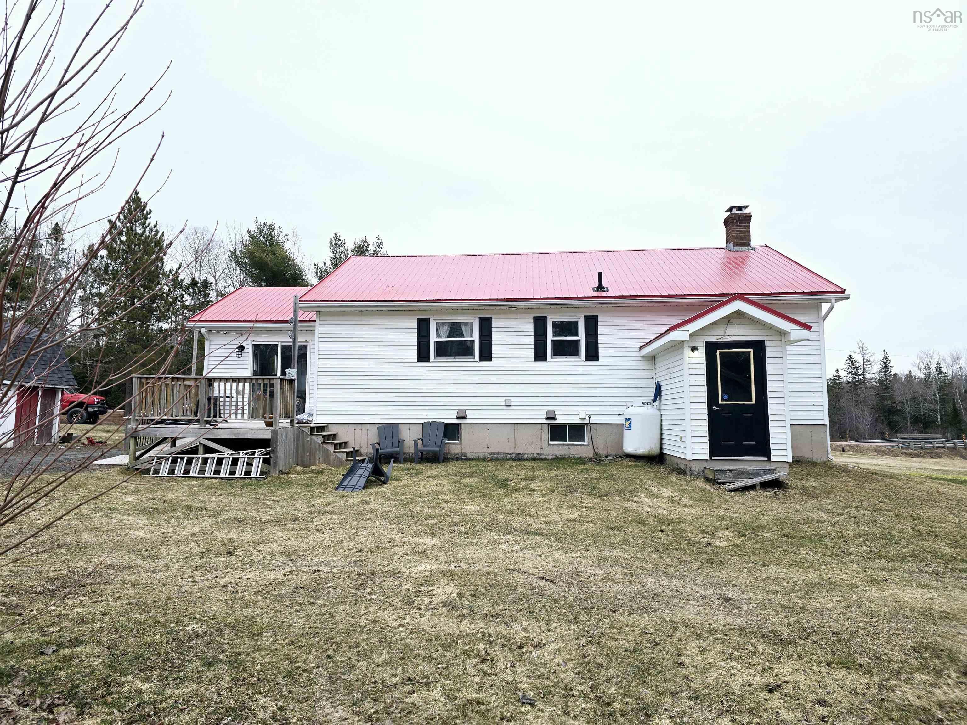 $365,000.00: 6450 Highway 6, Three Brooks