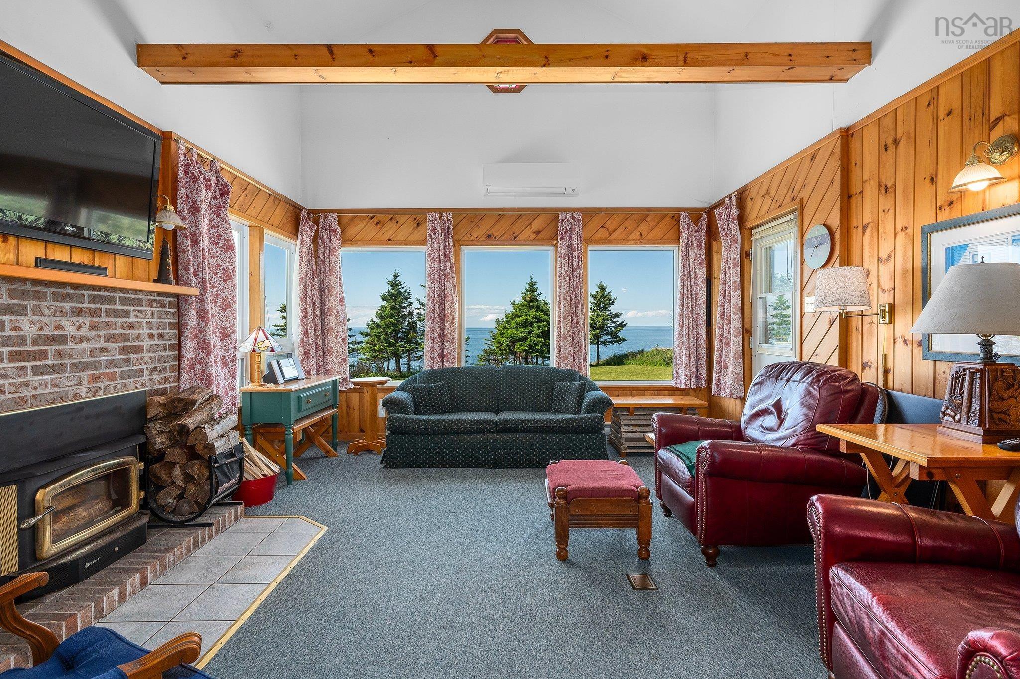 $575,000.00: 71 Sierra Court, Melville