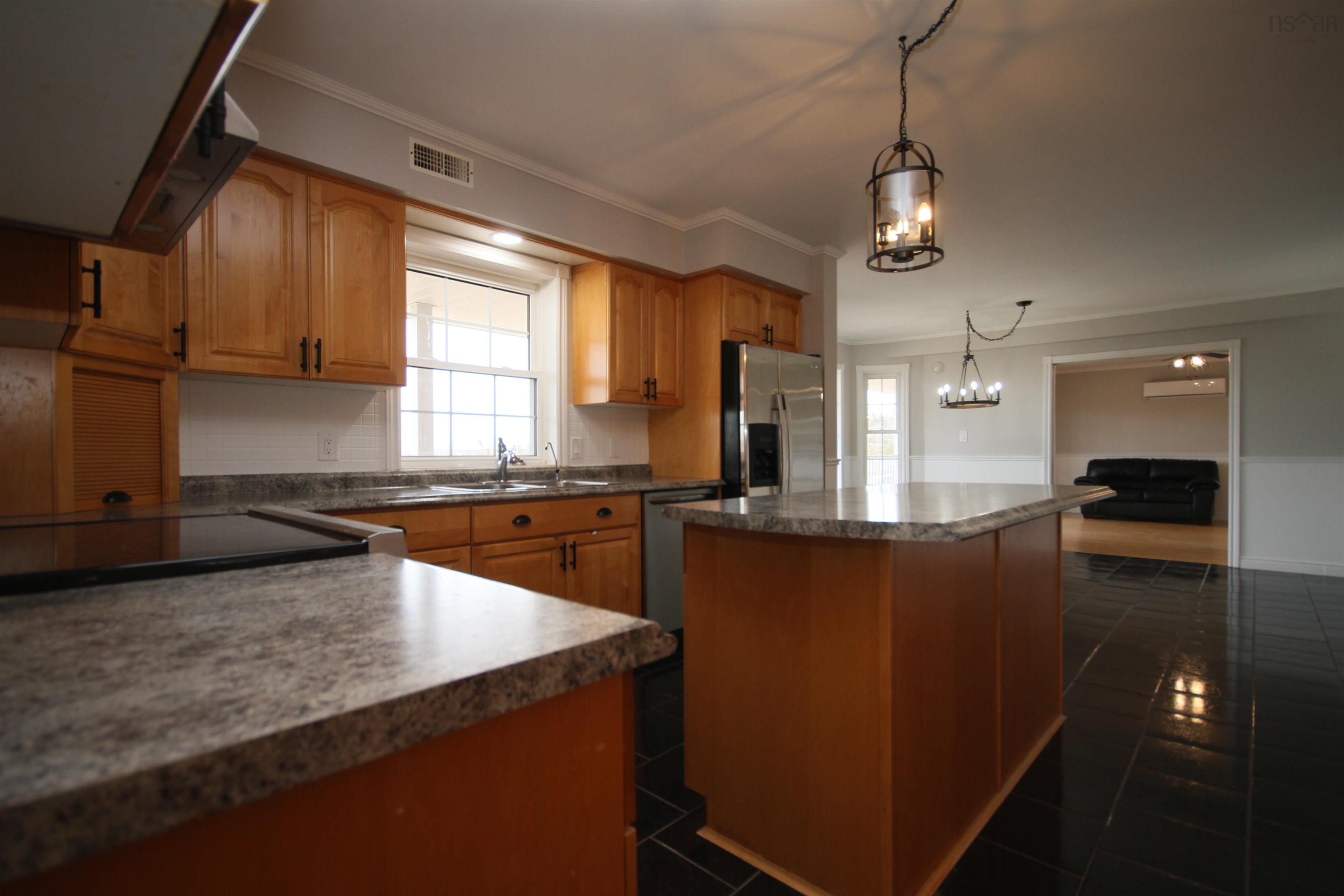 $549,000.00: 32 Bay Street, French Cove