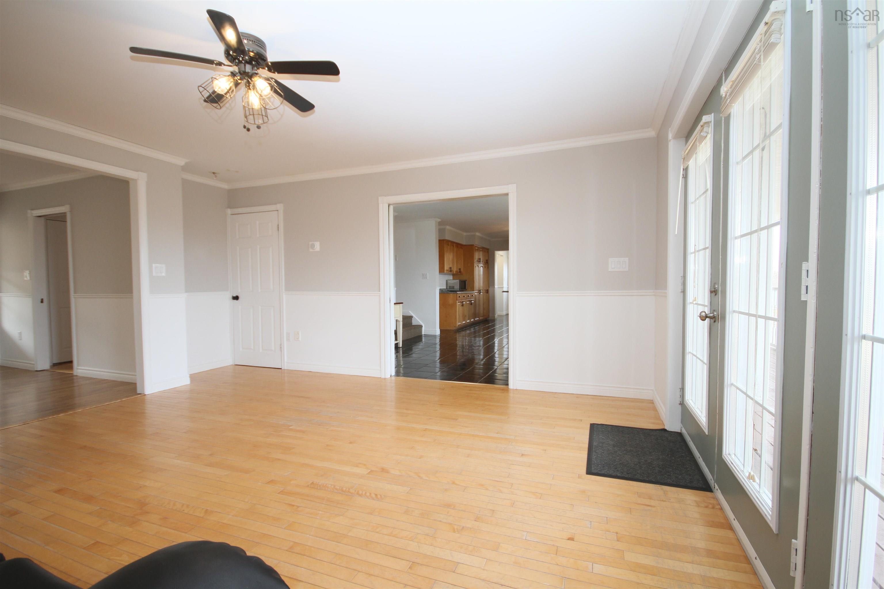 $549,000.00: 32 Bay Street, French Cove
