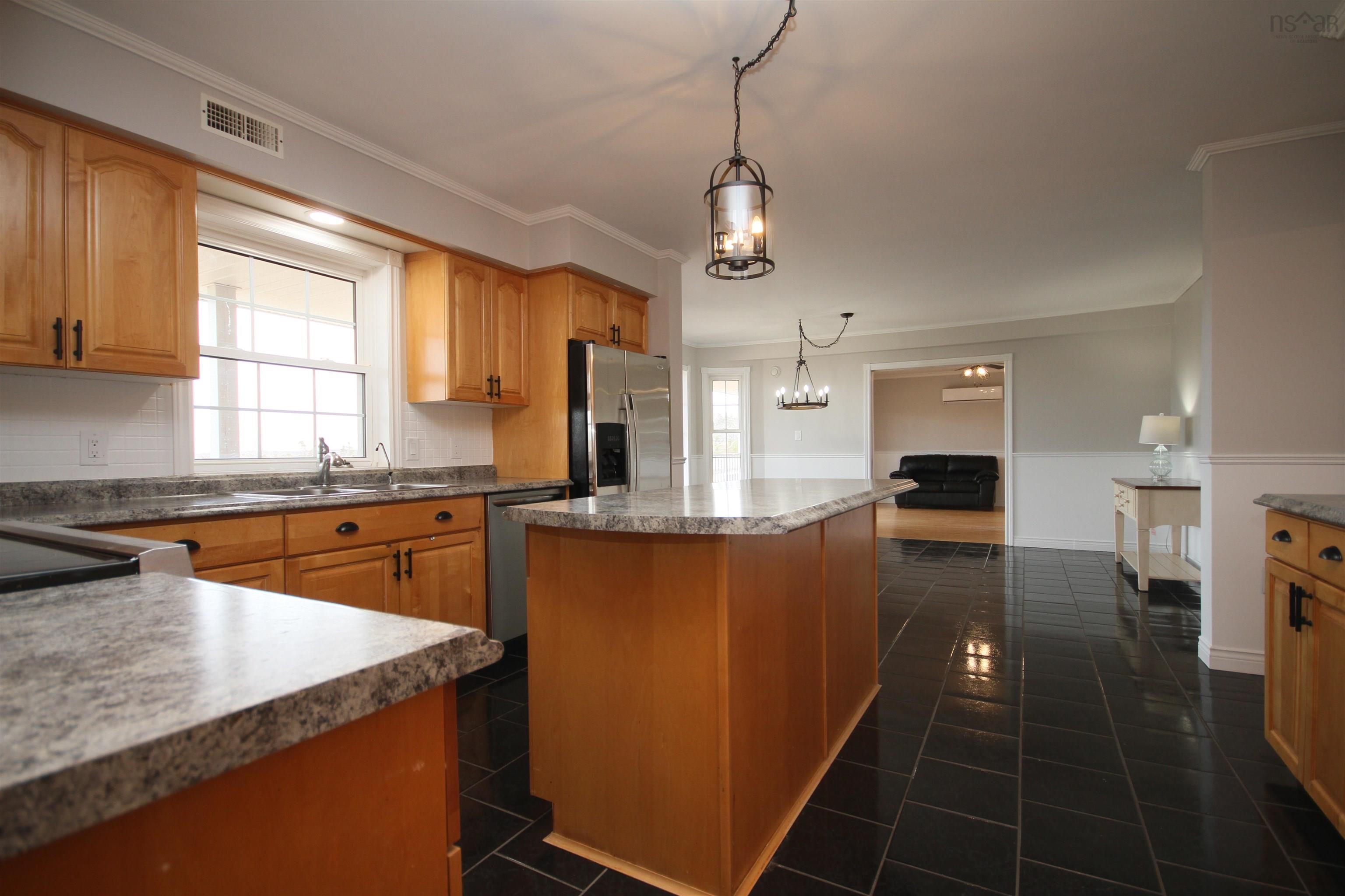 $549,000.00: 32 Bay Street, French Cove