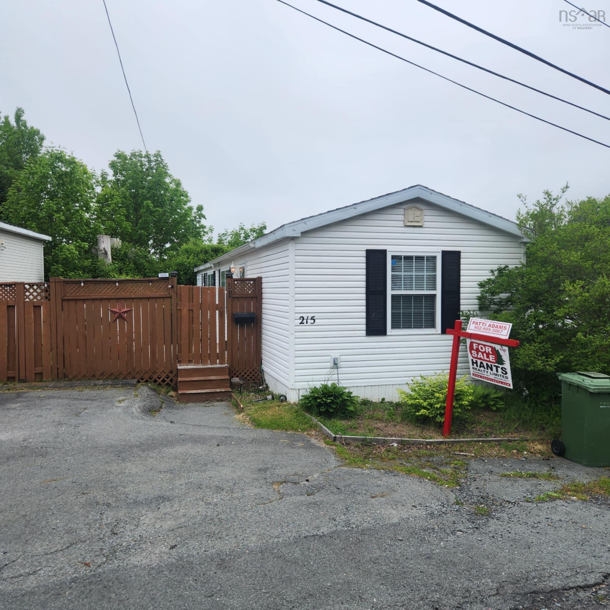 215 Parklane Drive, Lower Sackville, NS (MLS® 202506809)