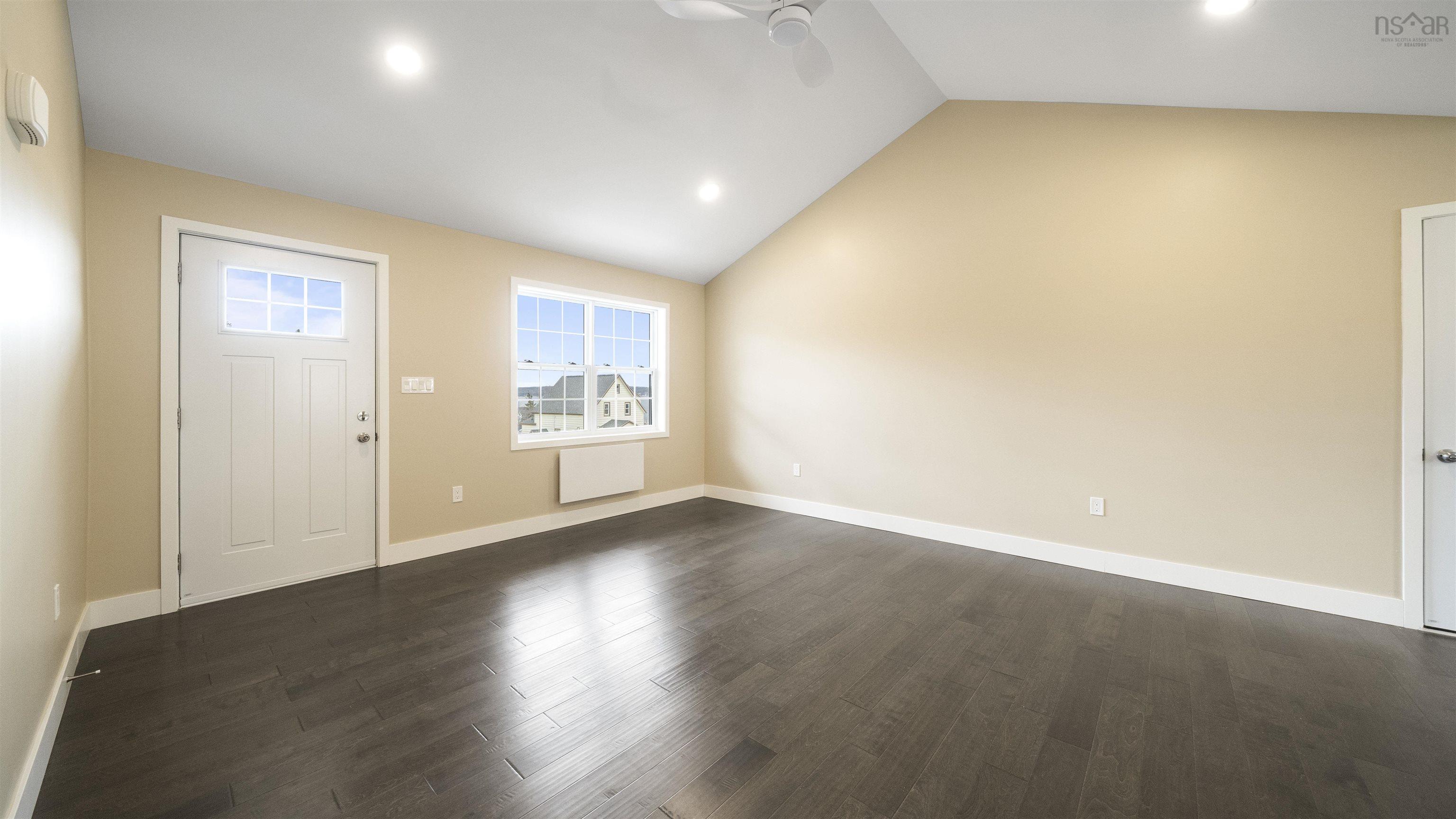 $418,900.00: 11 Lions Club Road, Fox Point