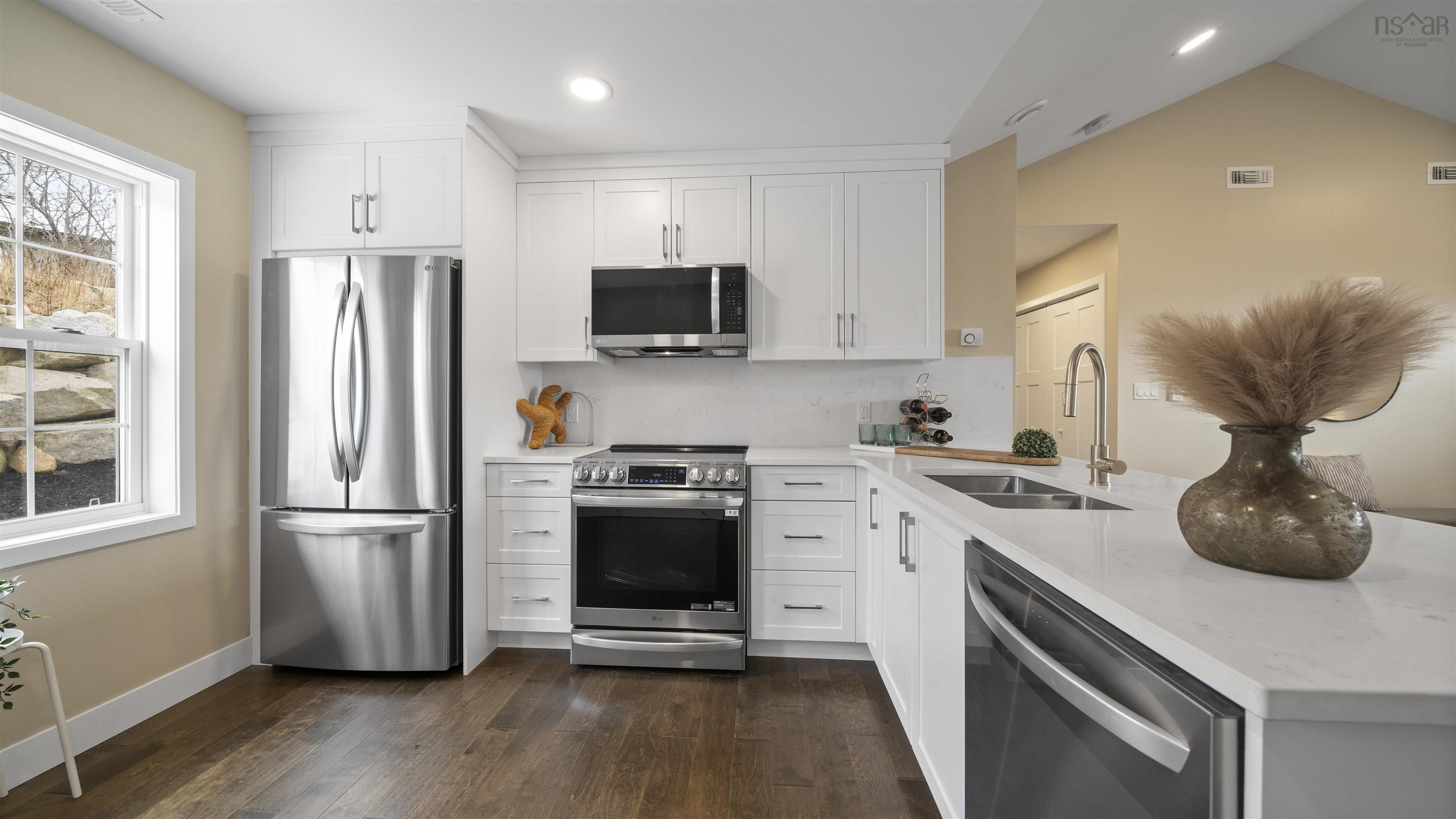 $418,900.00: 11 Lions Club Road, Fox Point