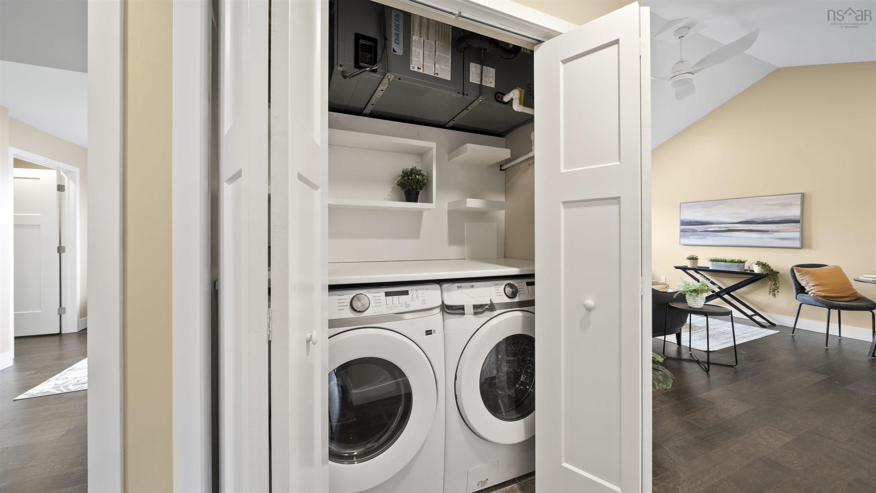 $418,900.00: 11 Lions Club Road, Fox Point