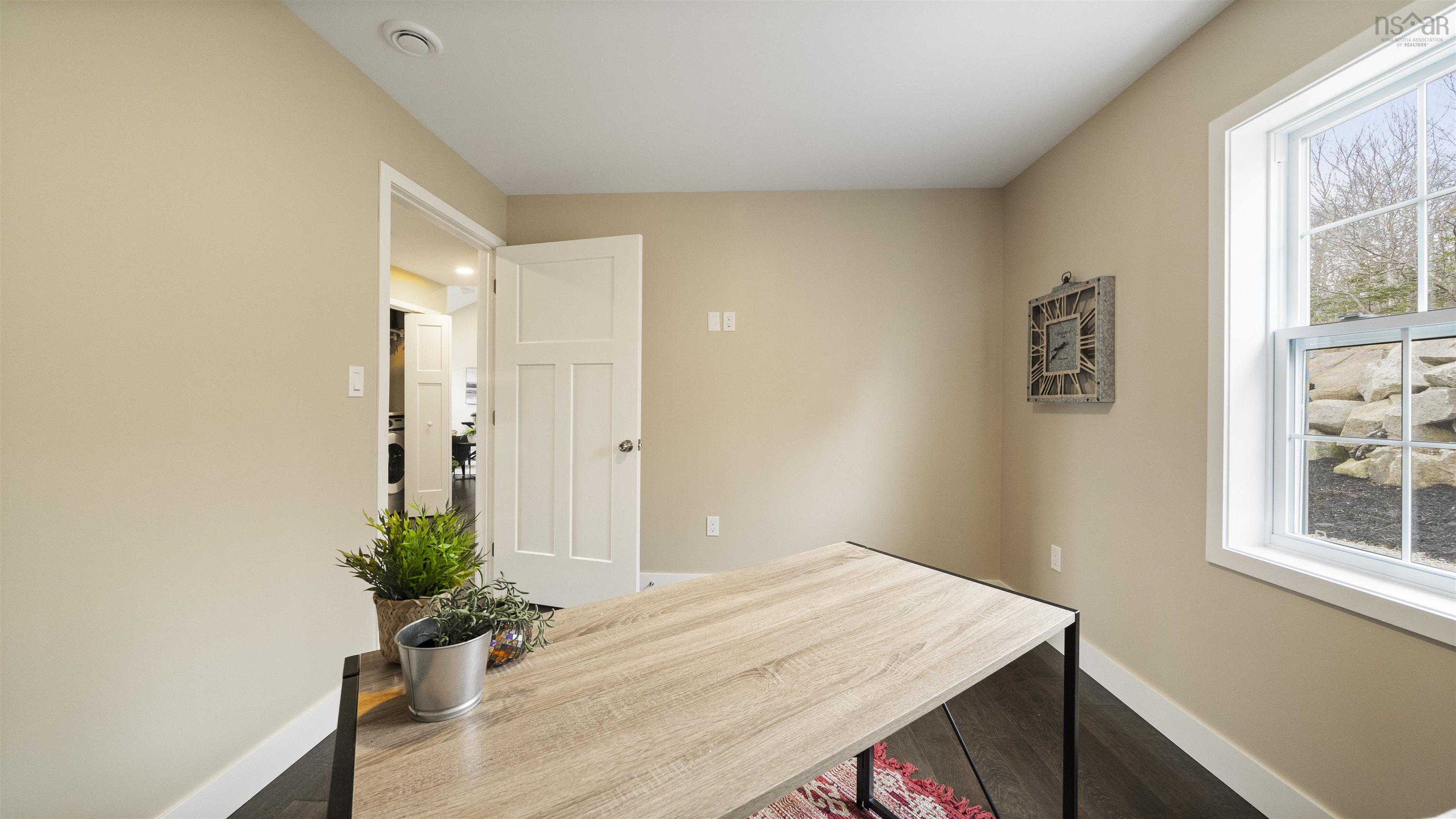 $418,900.00: 11 Lions Club Road, Fox Point