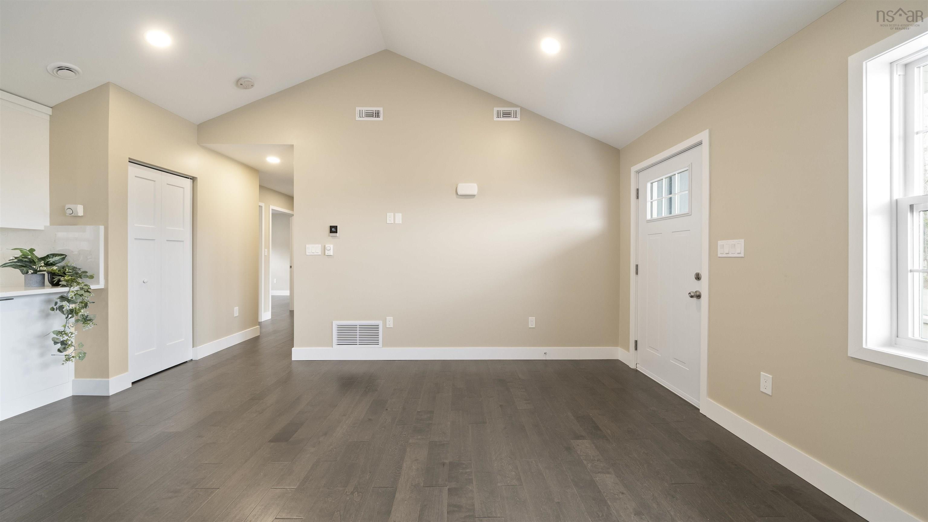 $418,900.00: 11 Lions Club Road, Fox Point