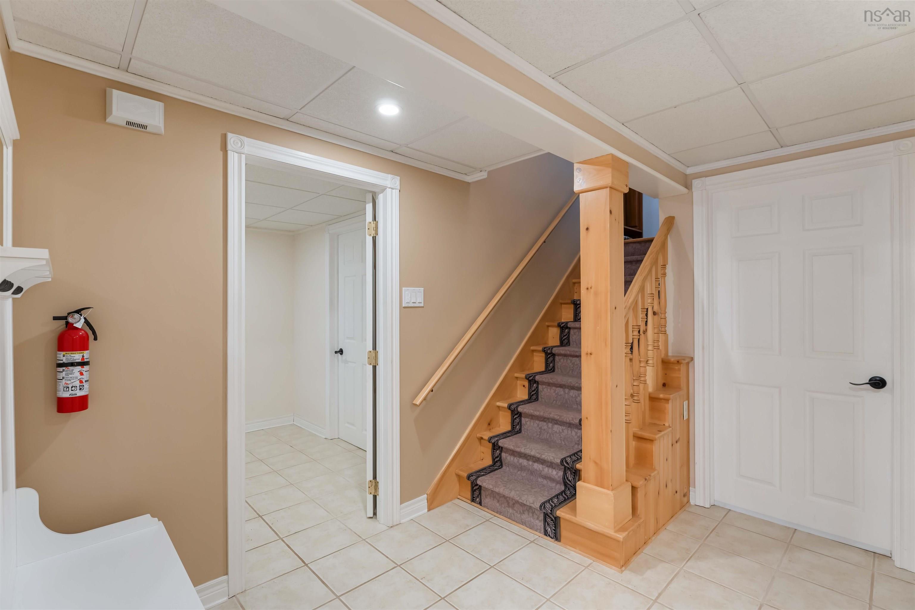 $499,900.00: 1689 White Rock Road, White Rock