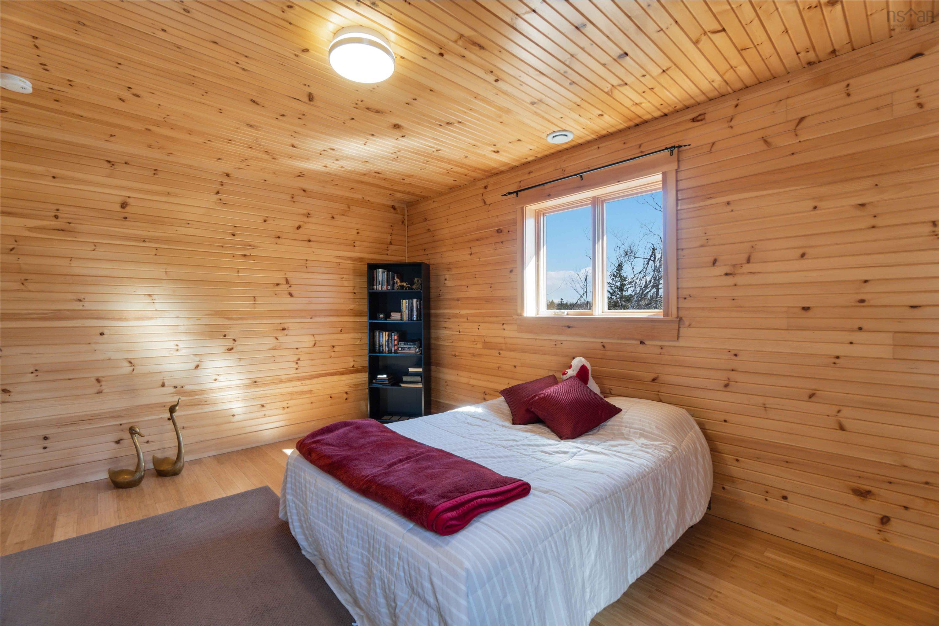 $799,900.00: 9 Karen Court, Cambridge