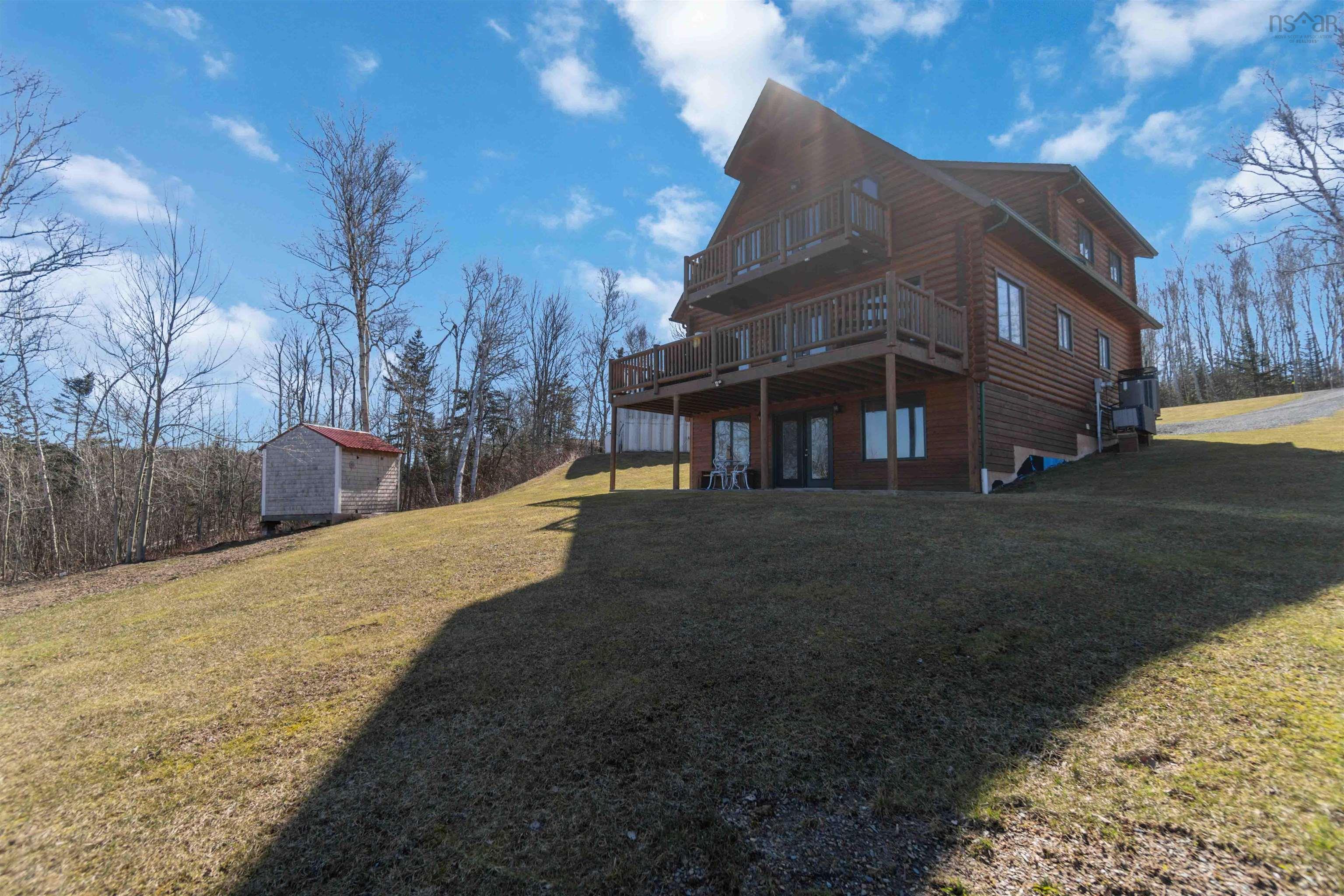 $799,900.00: 9 Karen Court, Cambridge