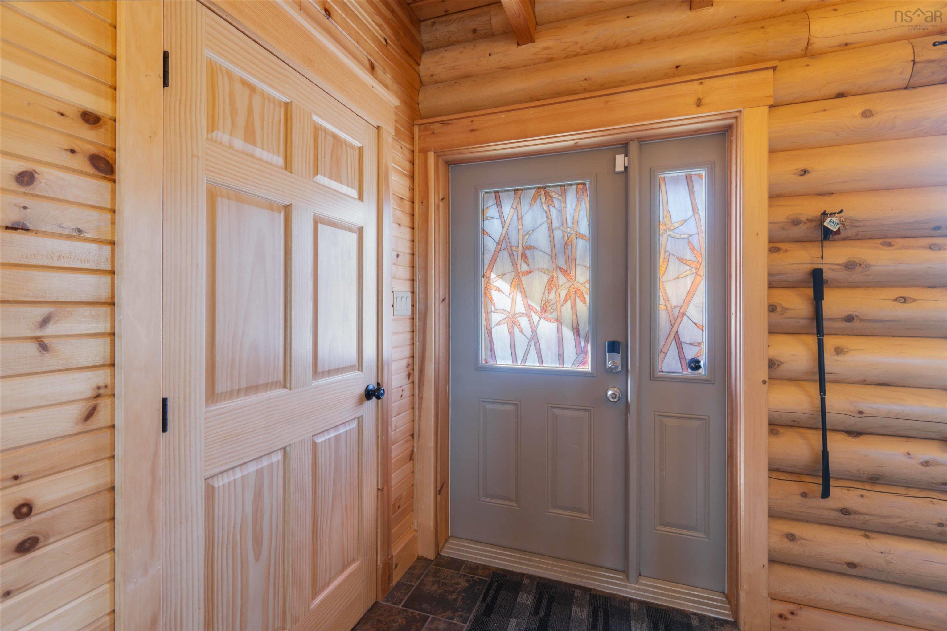 $799,900.00: 9 Karen Court, Cambridge