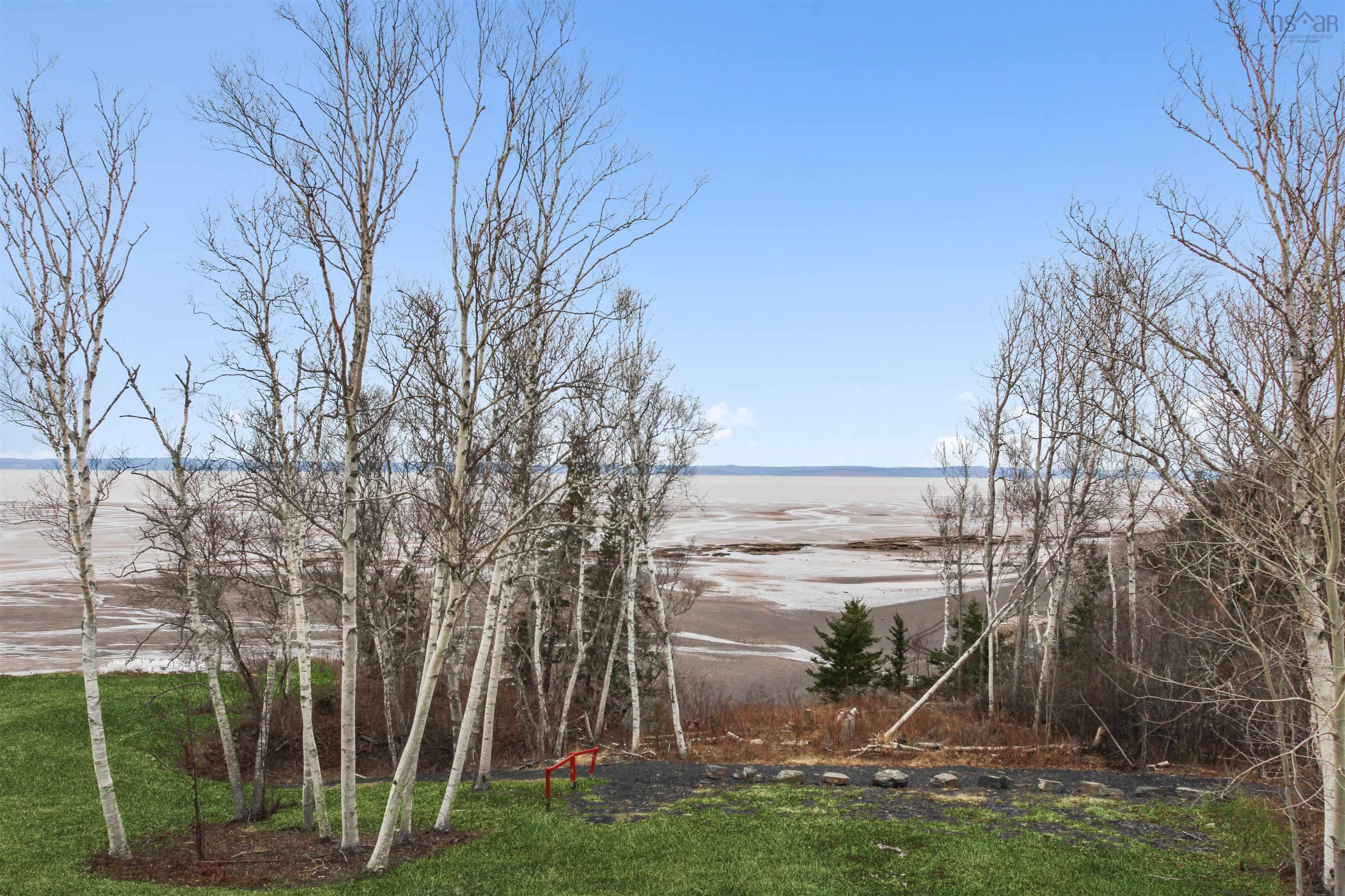 $799,900.00: 9 Karen Court, Cambridge