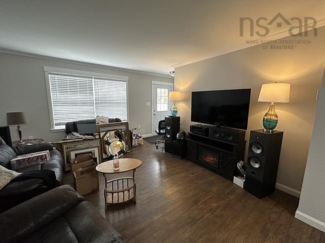 $369,000.00: 2 Doris Lane, Cleveland