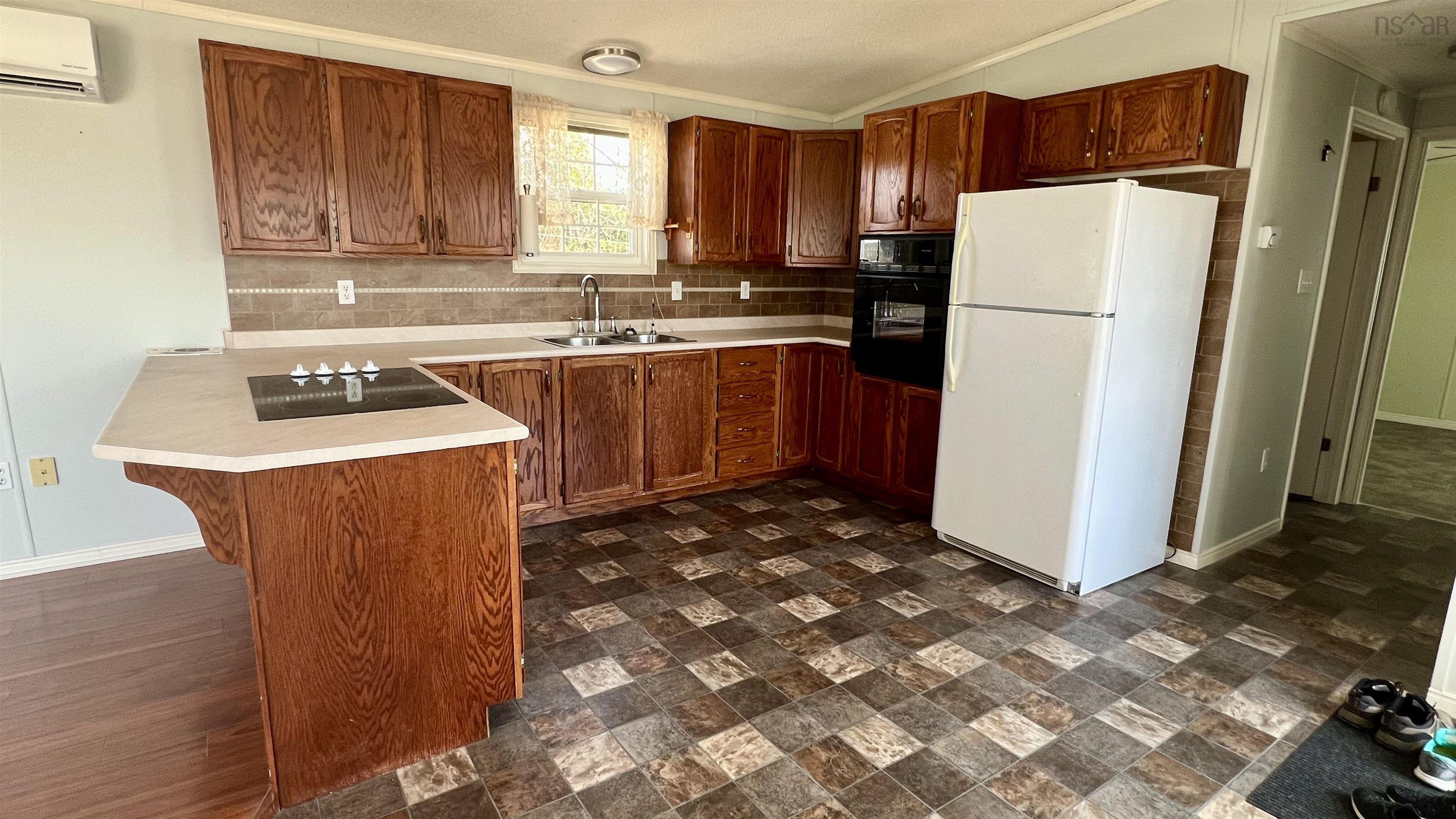 $214,500.00: 28 Wrong Road, Truro