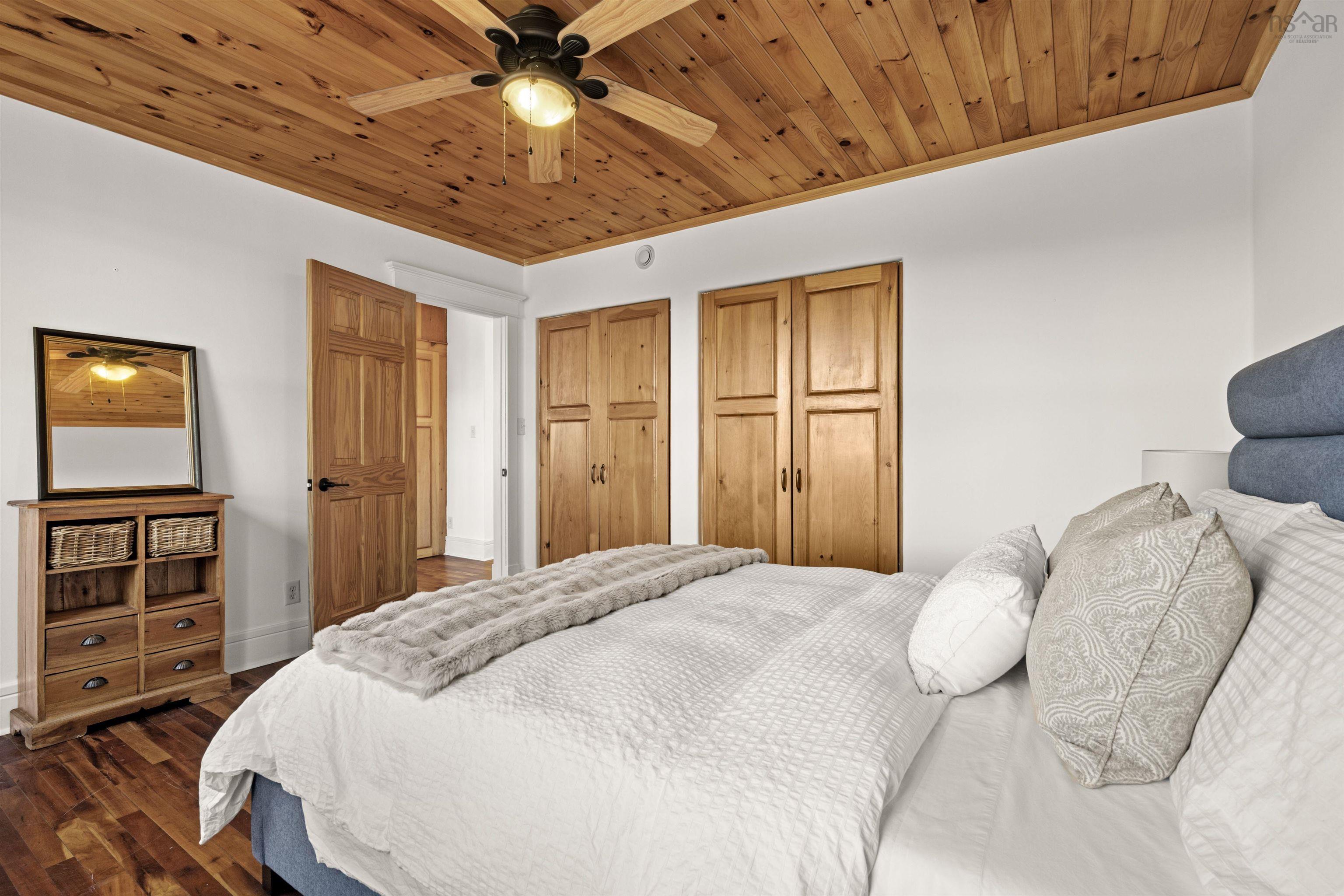 $635,000.00: 2241 Highway 332, Bayport