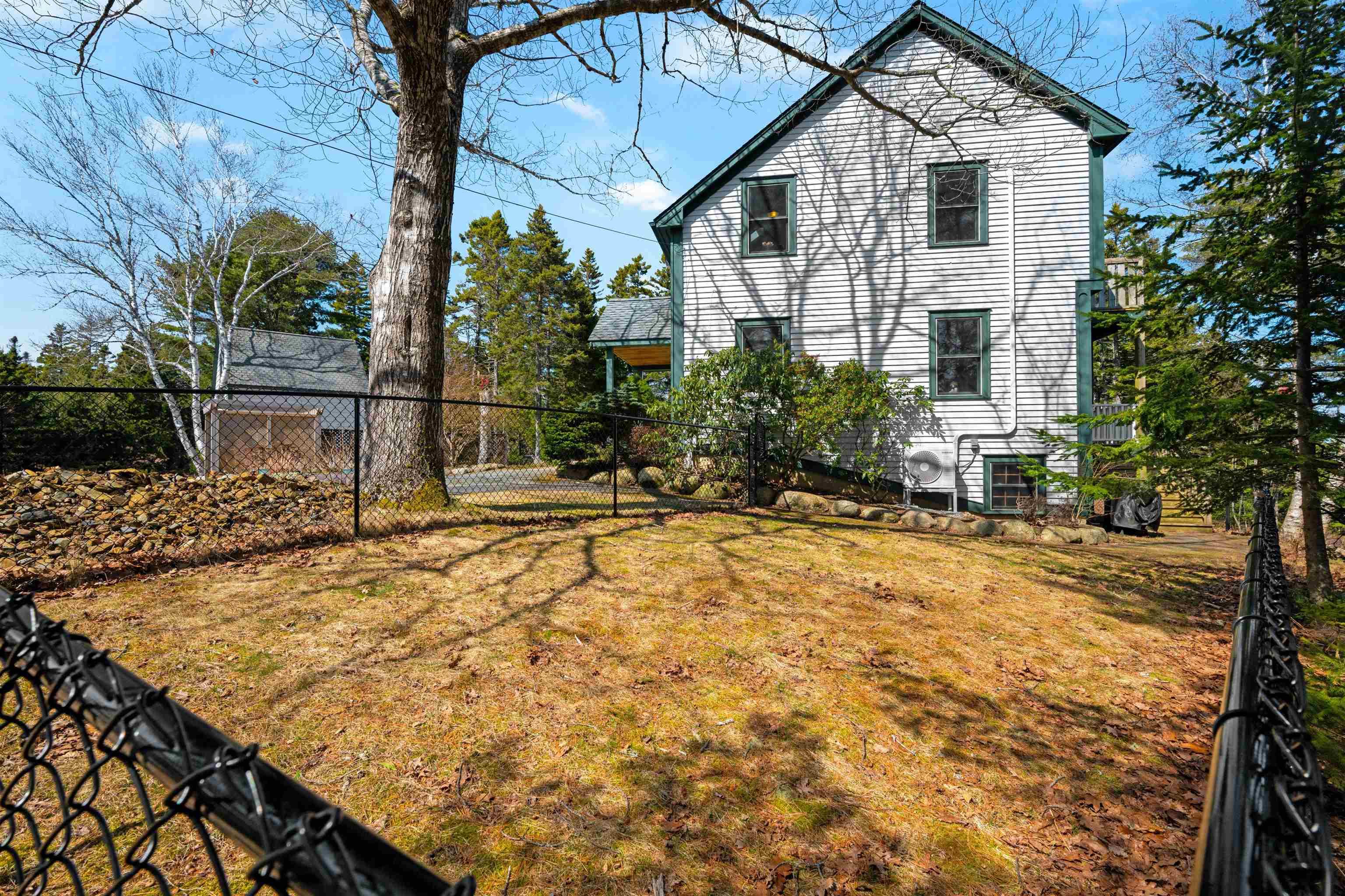 $635,000.00: 2241 Highway 332, Bayport