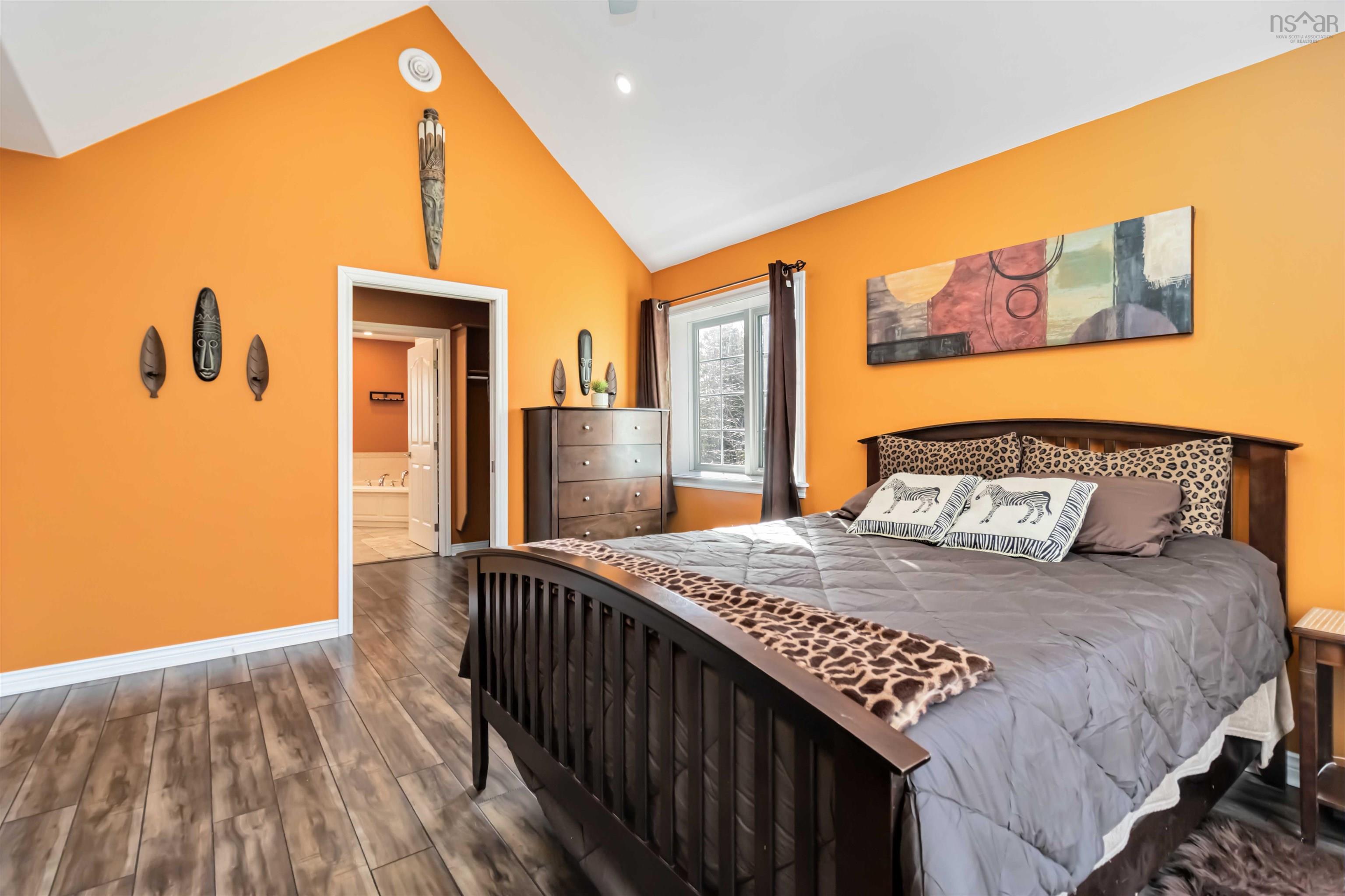 $699,900.00: 74 Deerhurst Lane, Beaver Bank