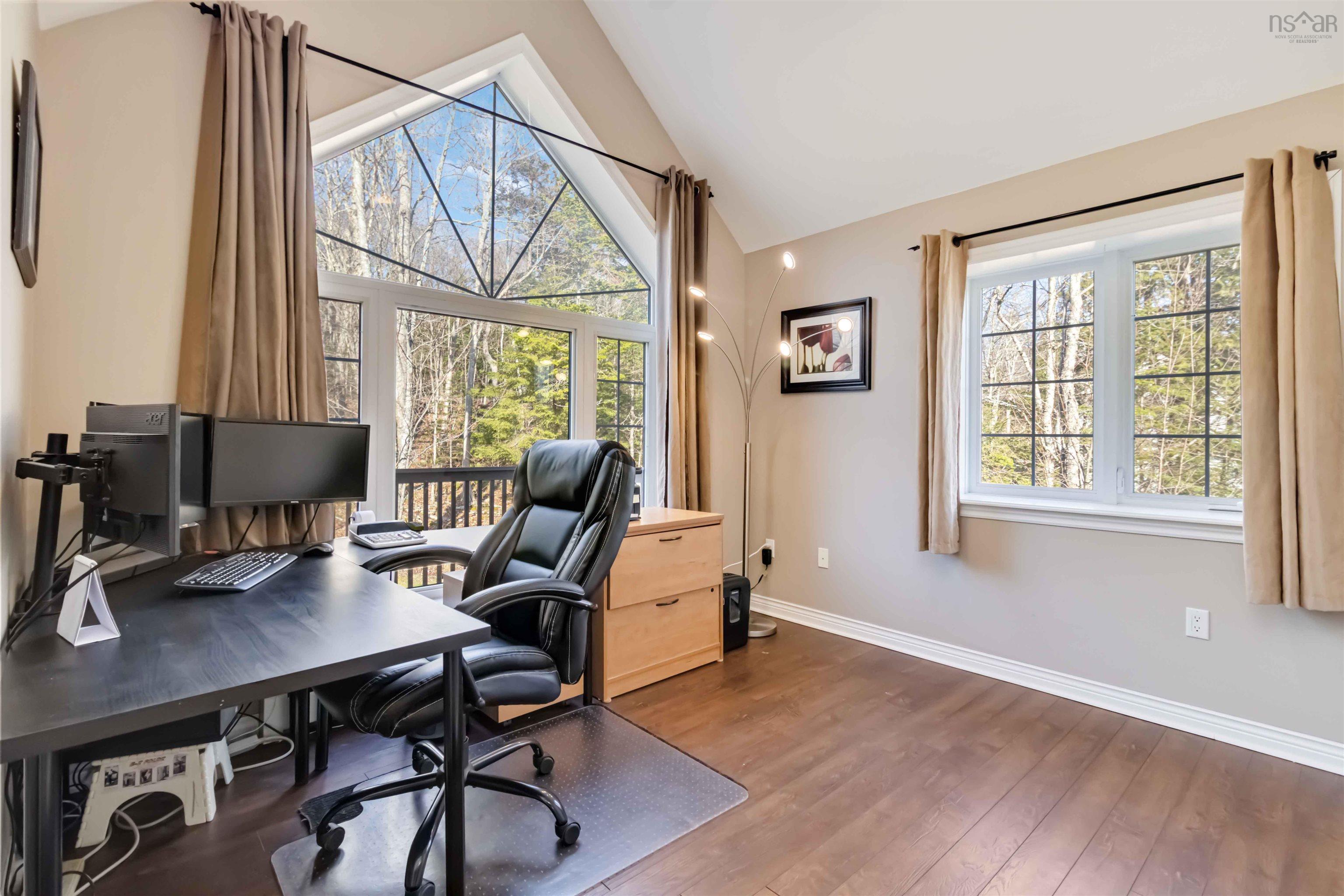 $699,900.00: 74 Deerhurst Lane, Beaver Bank