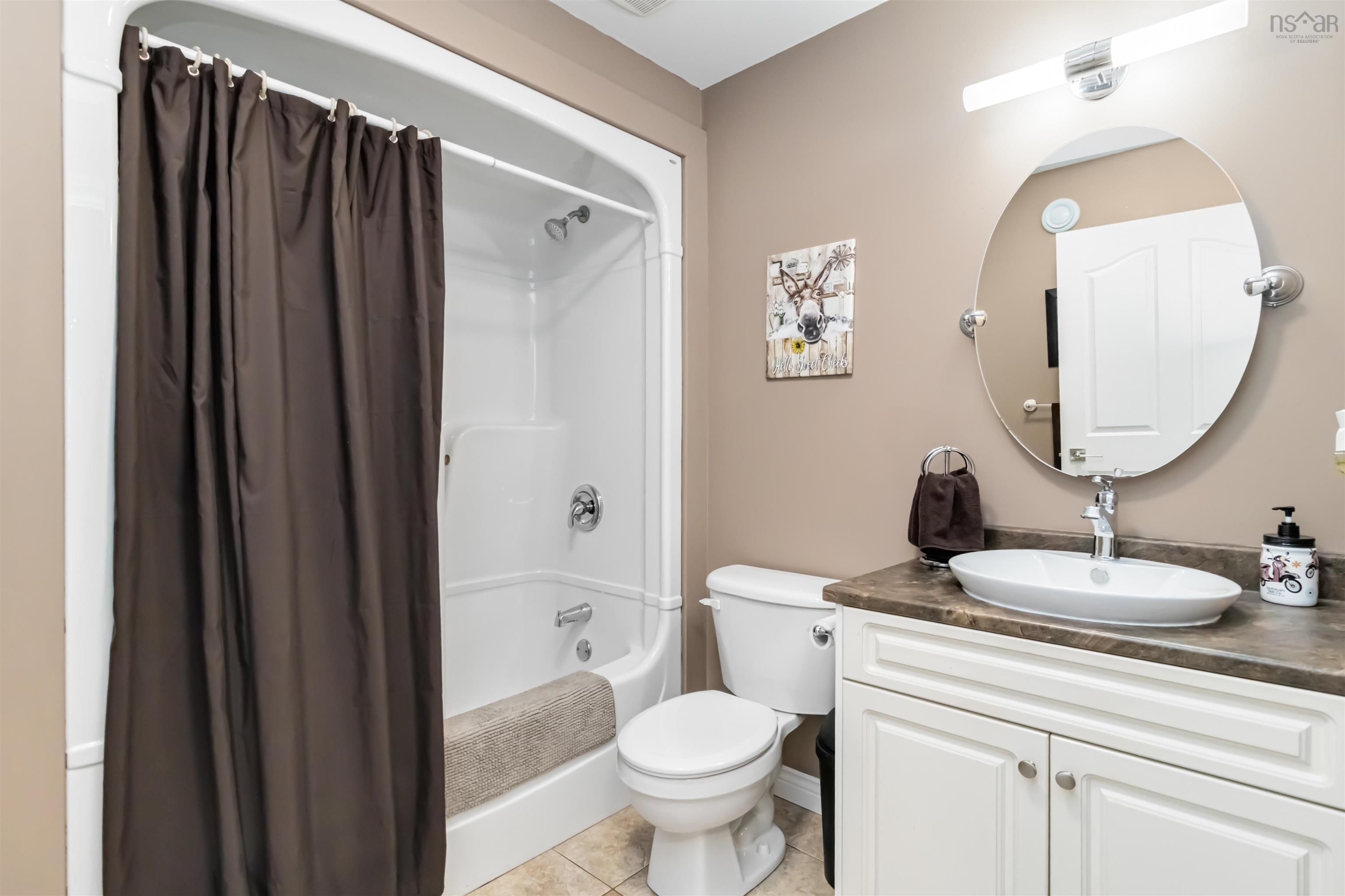 $699,900.00: 74 Deerhurst Lane, Beaver Bank