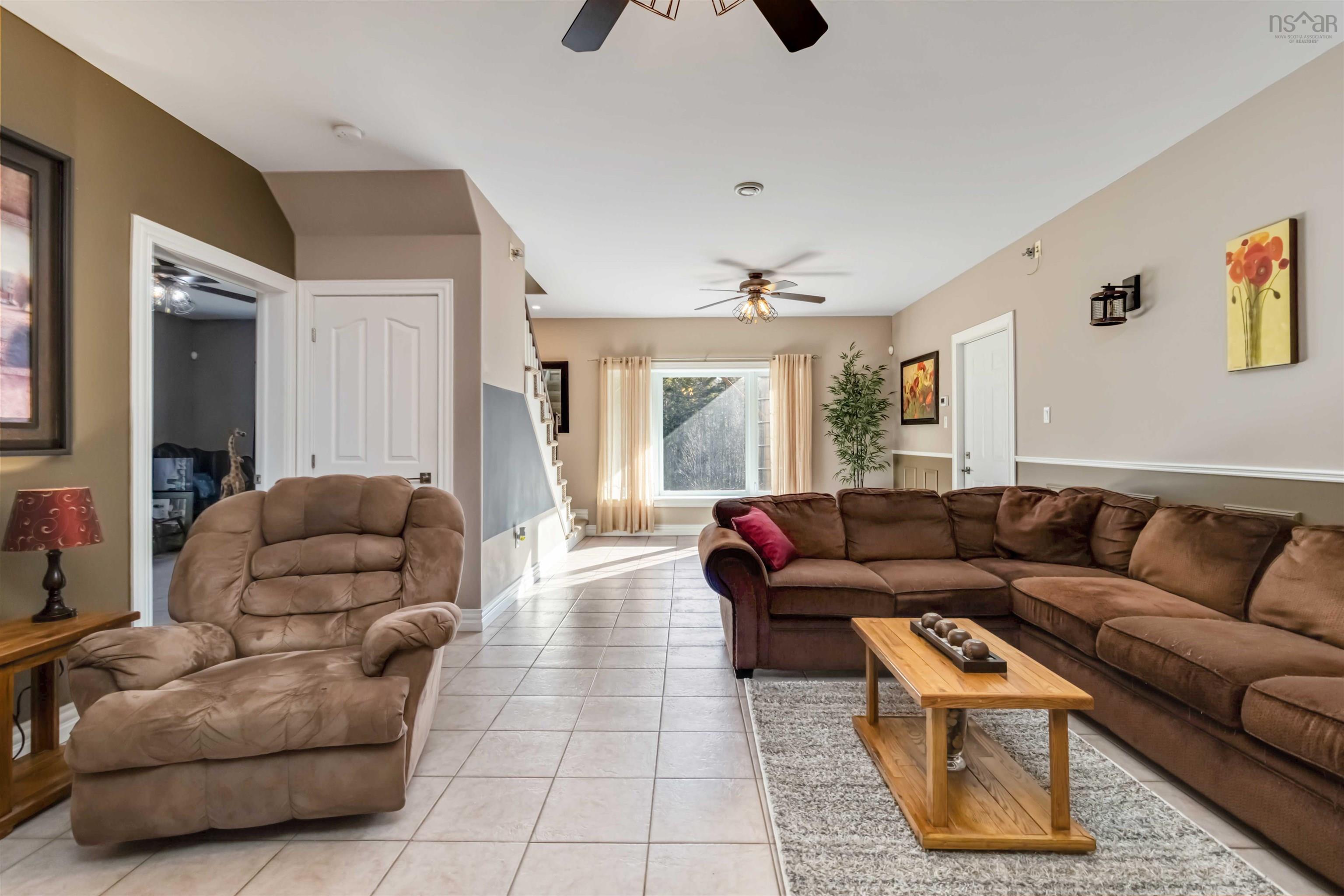 $699,900.00: 74 Deerhurst Lane, Beaver Bank