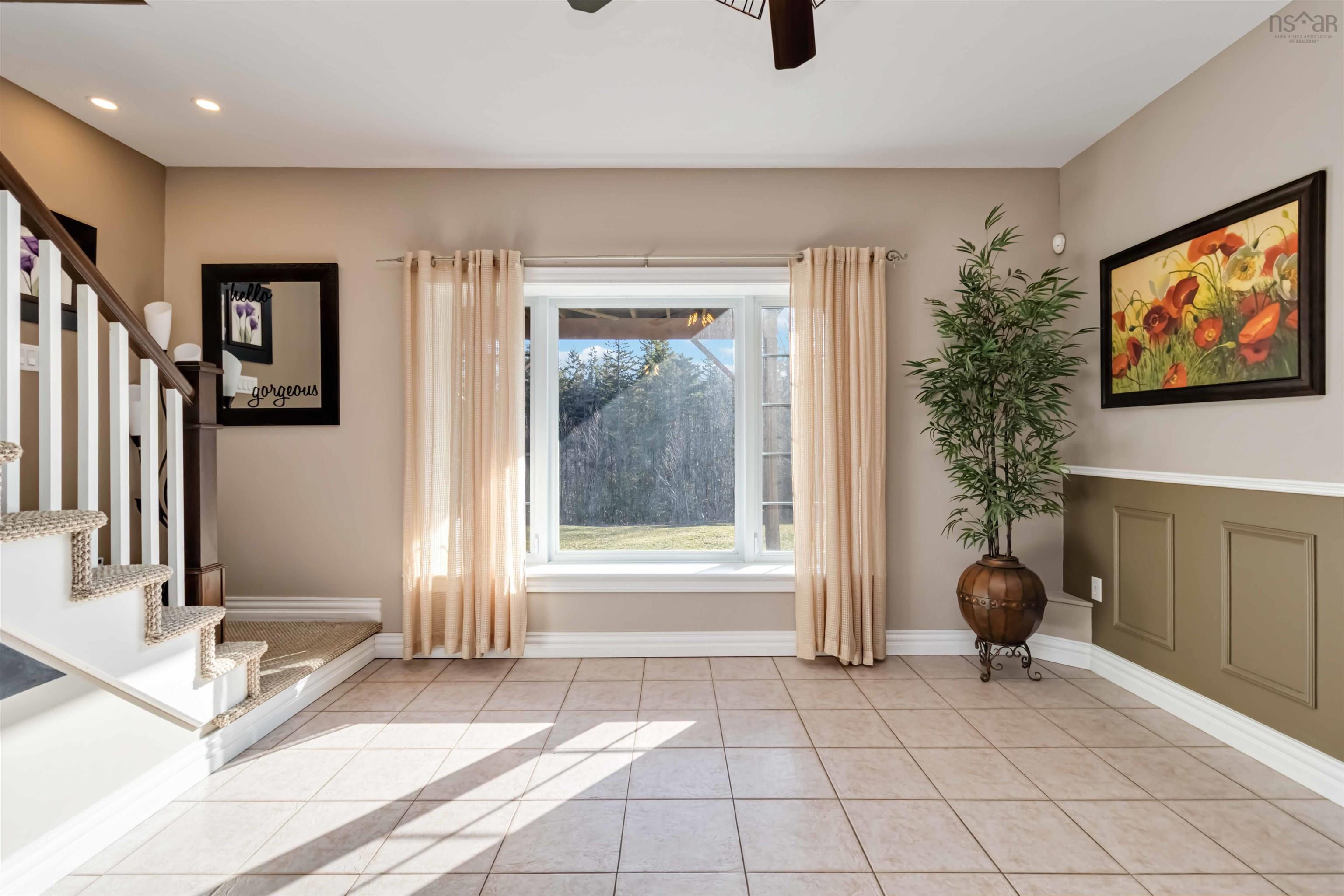 $699,900.00: 74 Deerhurst Lane, Beaver Bank