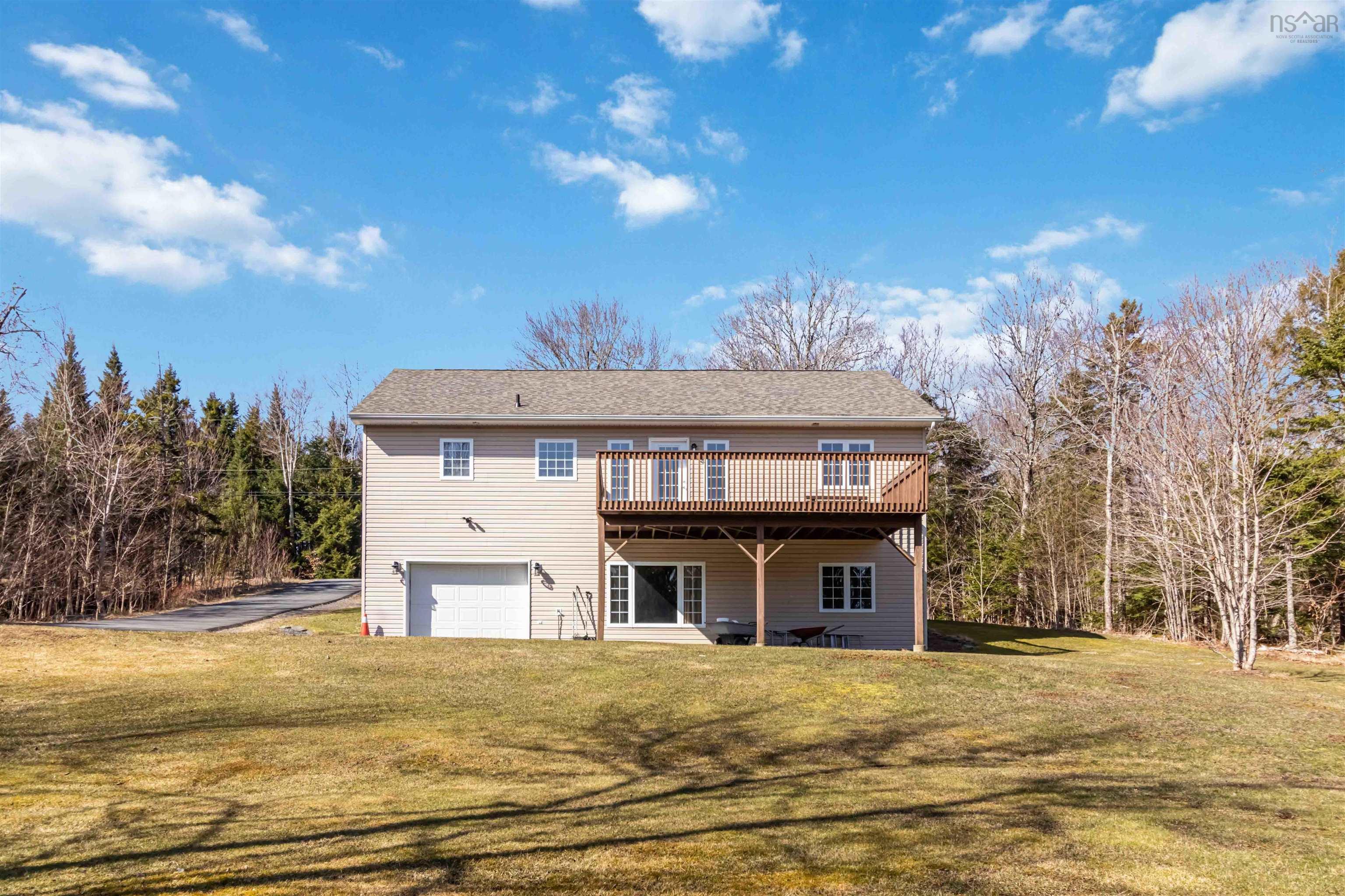 $699,900.00: 74 Deerhurst Lane, Beaver Bank