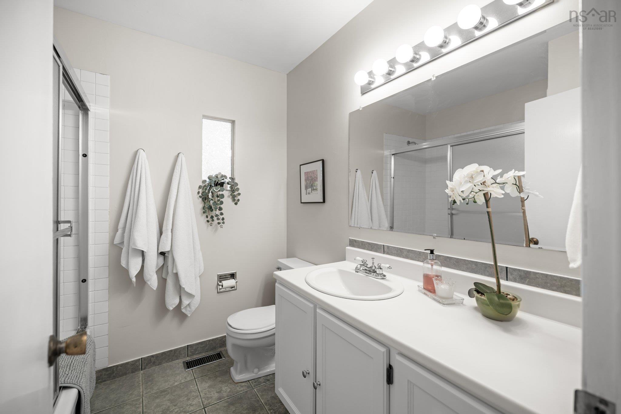 $629,900.00: 49 Flamingo Drive, Halifax