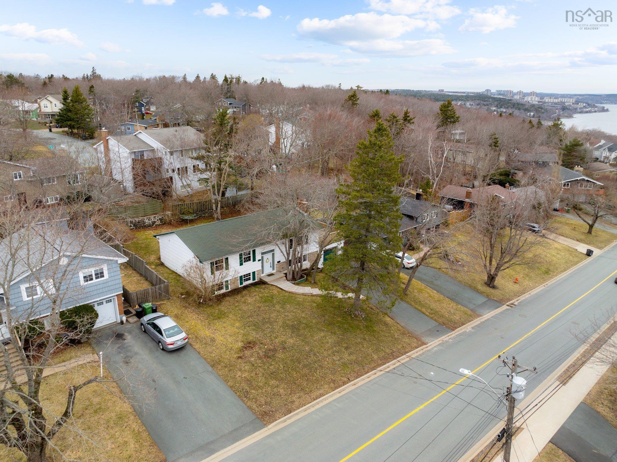 $629,900.00: 49 Flamingo Drive, Halifax