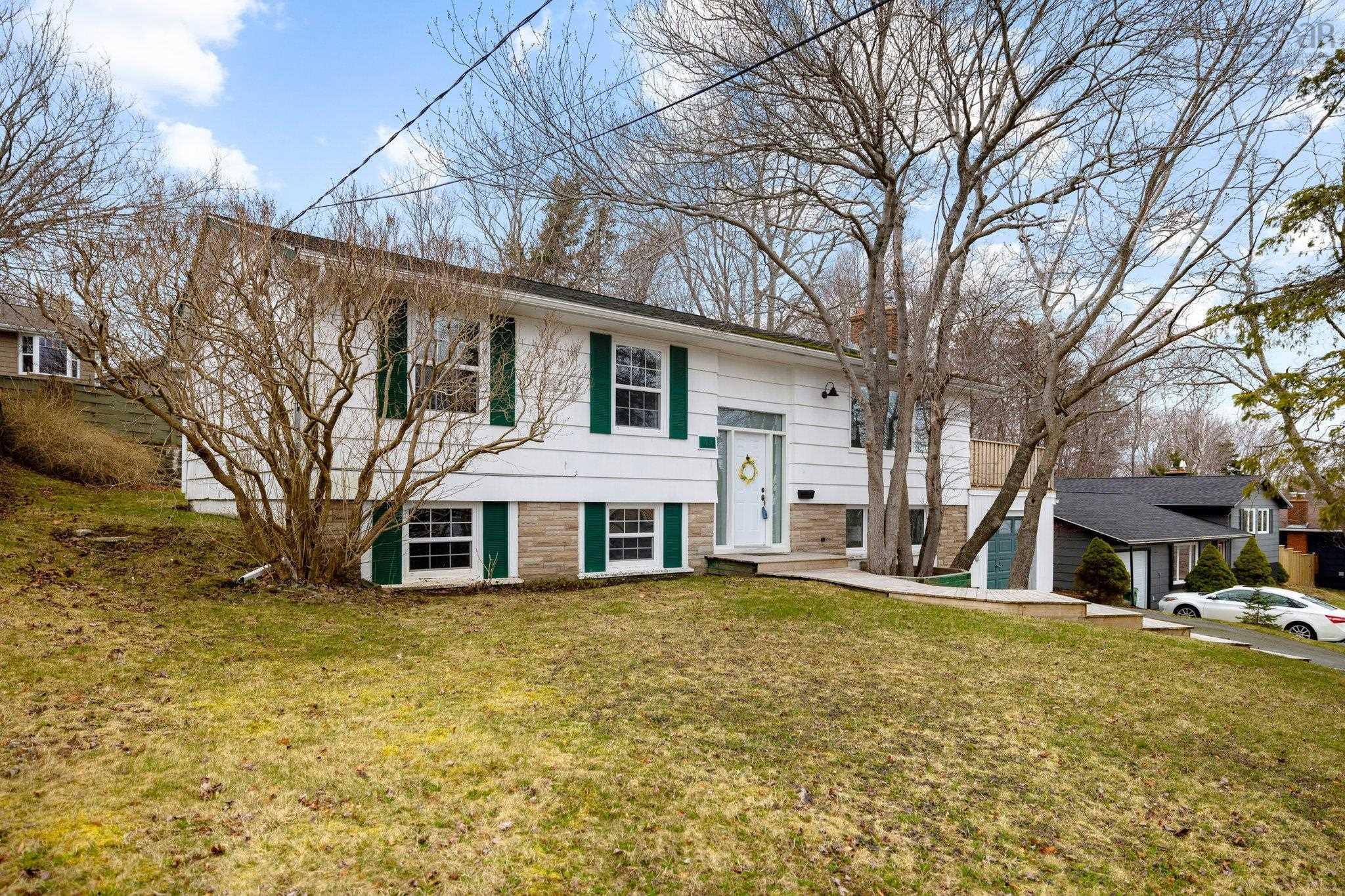 $629,900.00: 49 Flamingo Drive, Halifax