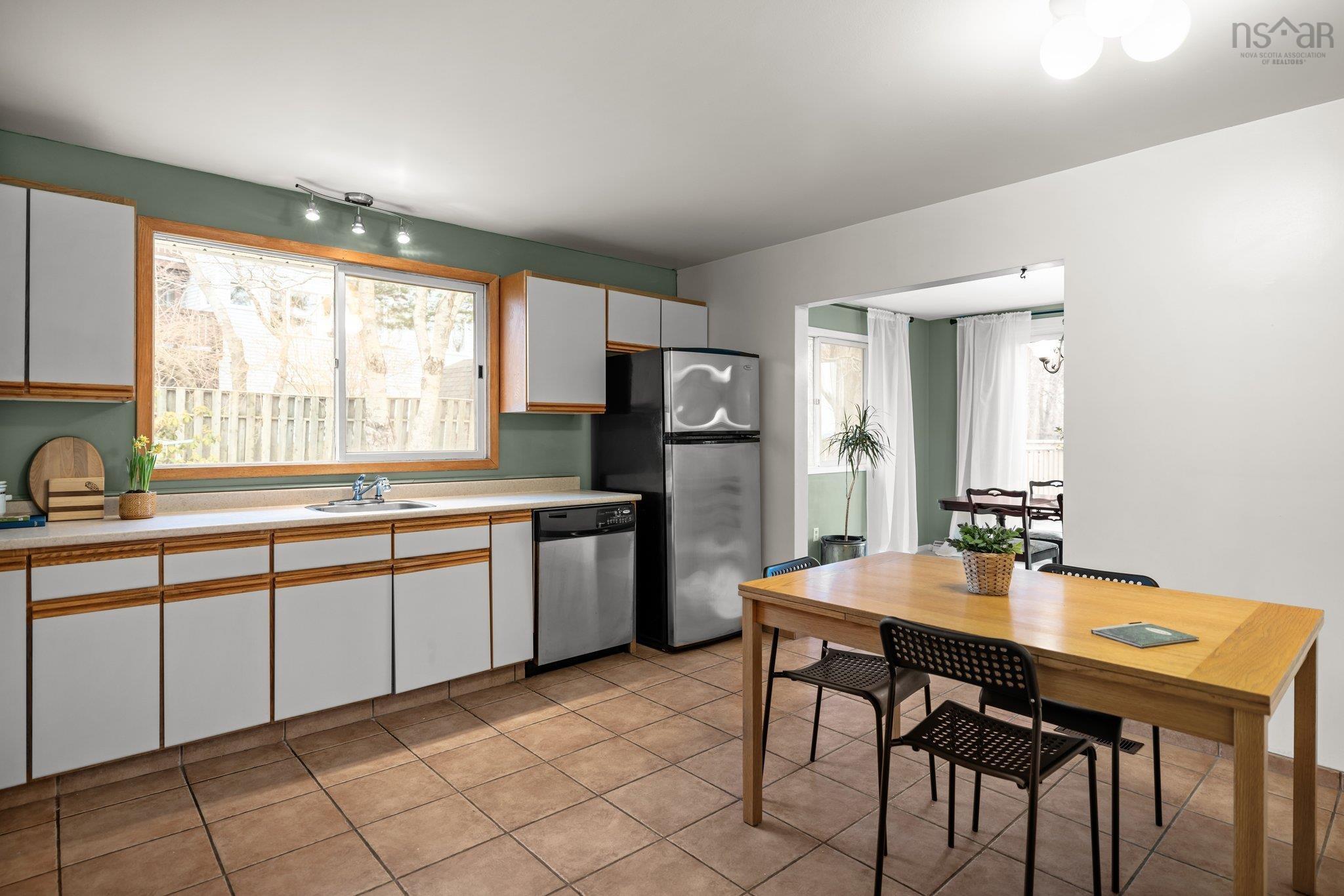 $629,900.00: 49 Flamingo Drive, Halifax