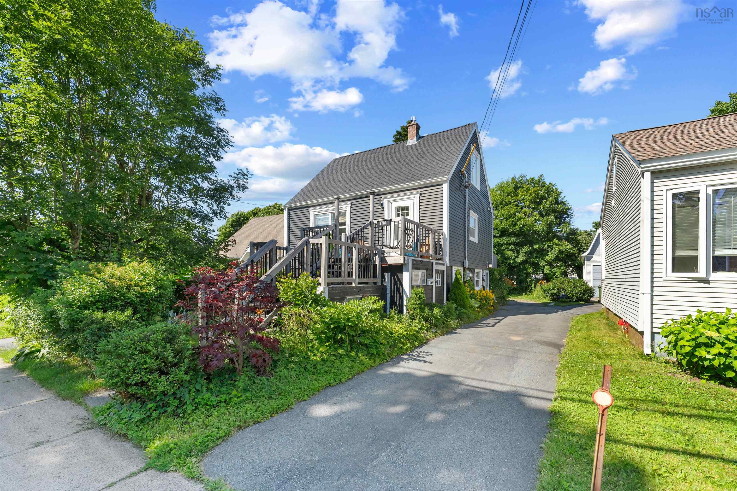$649,900.00: 3699/3701 Robie Street, Halifax