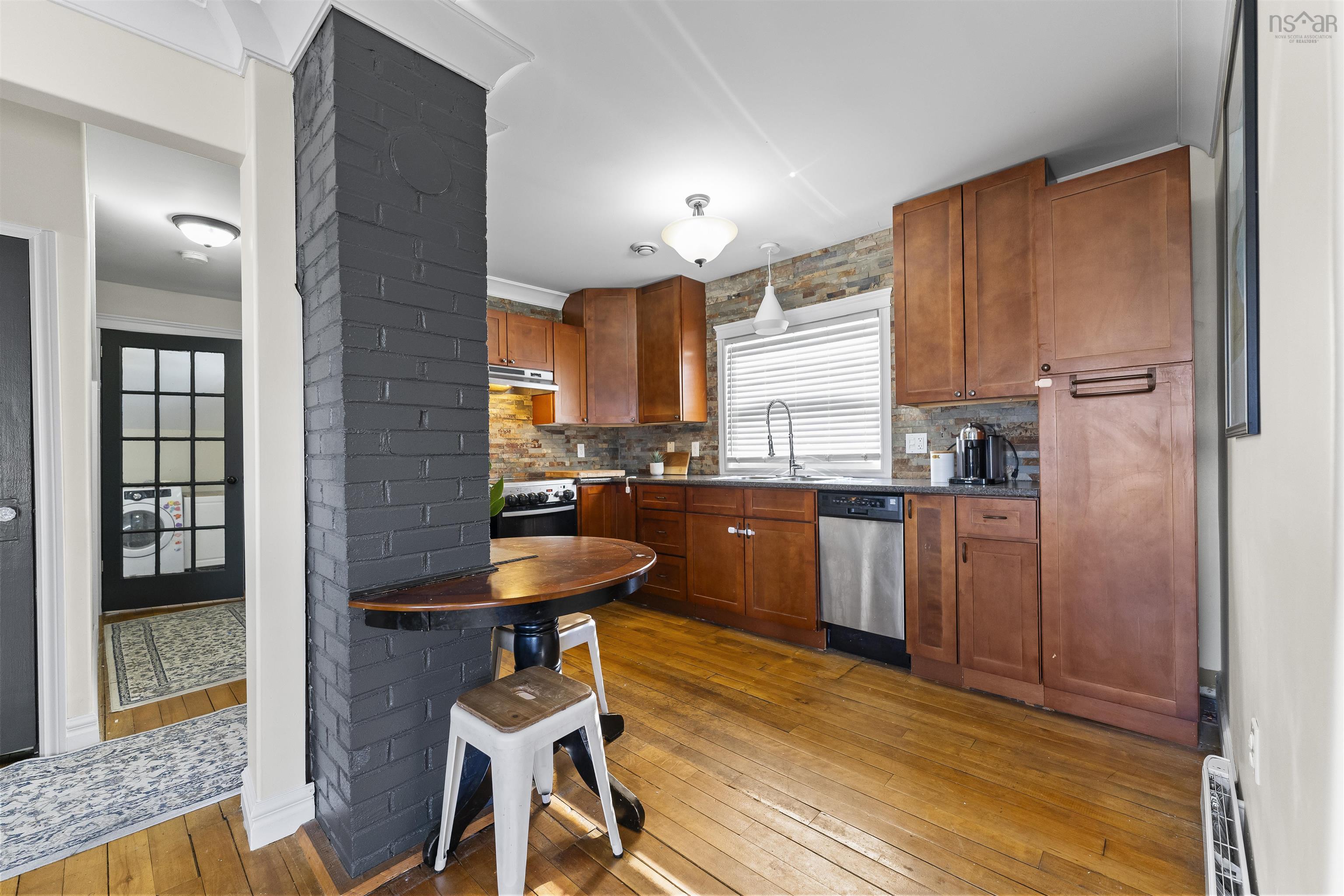 $649,900.00: 3699/3701 Robie Street, Halifax