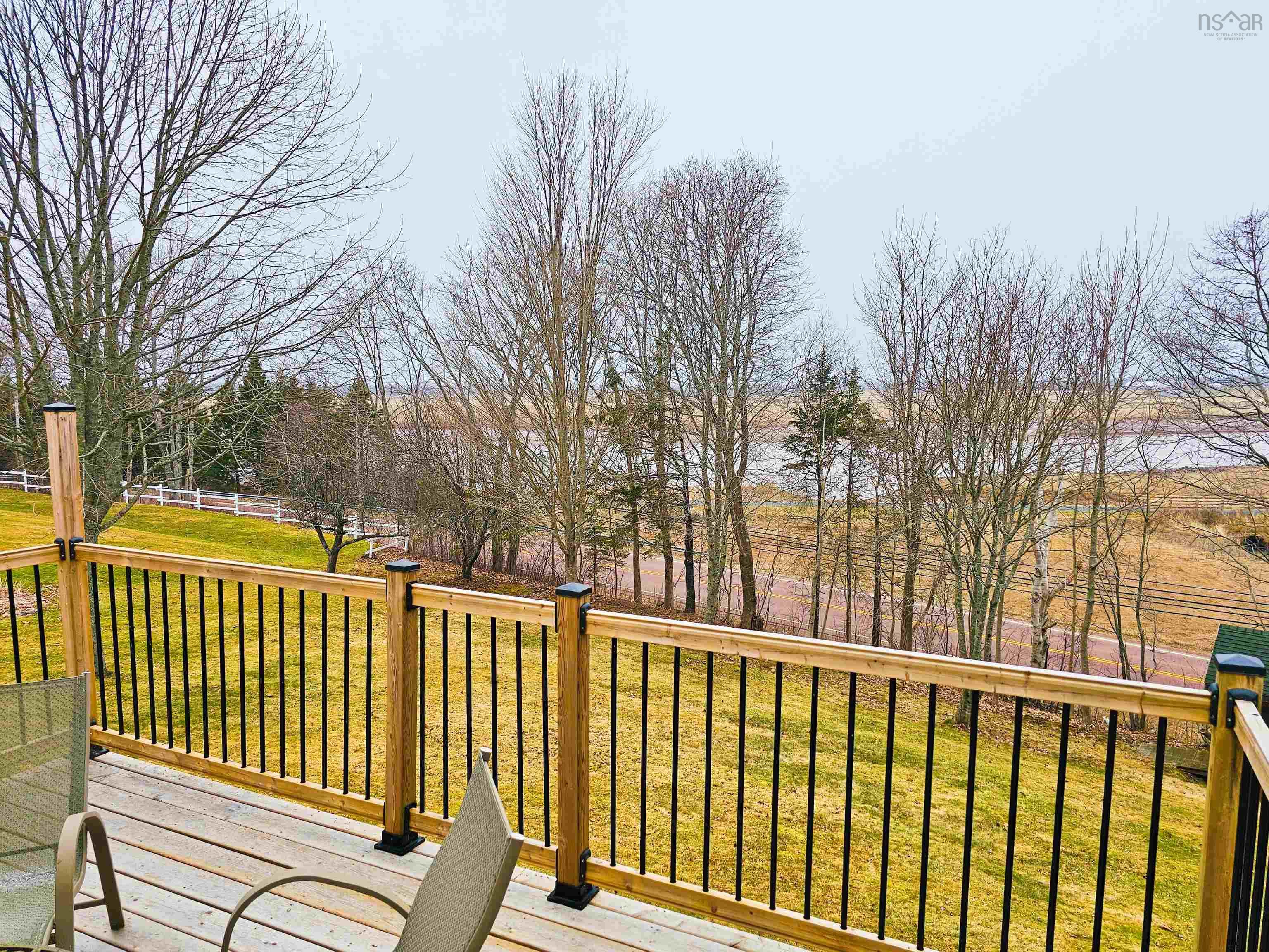 $450,000.00: 24 Carriage Lane, Lower Truro
