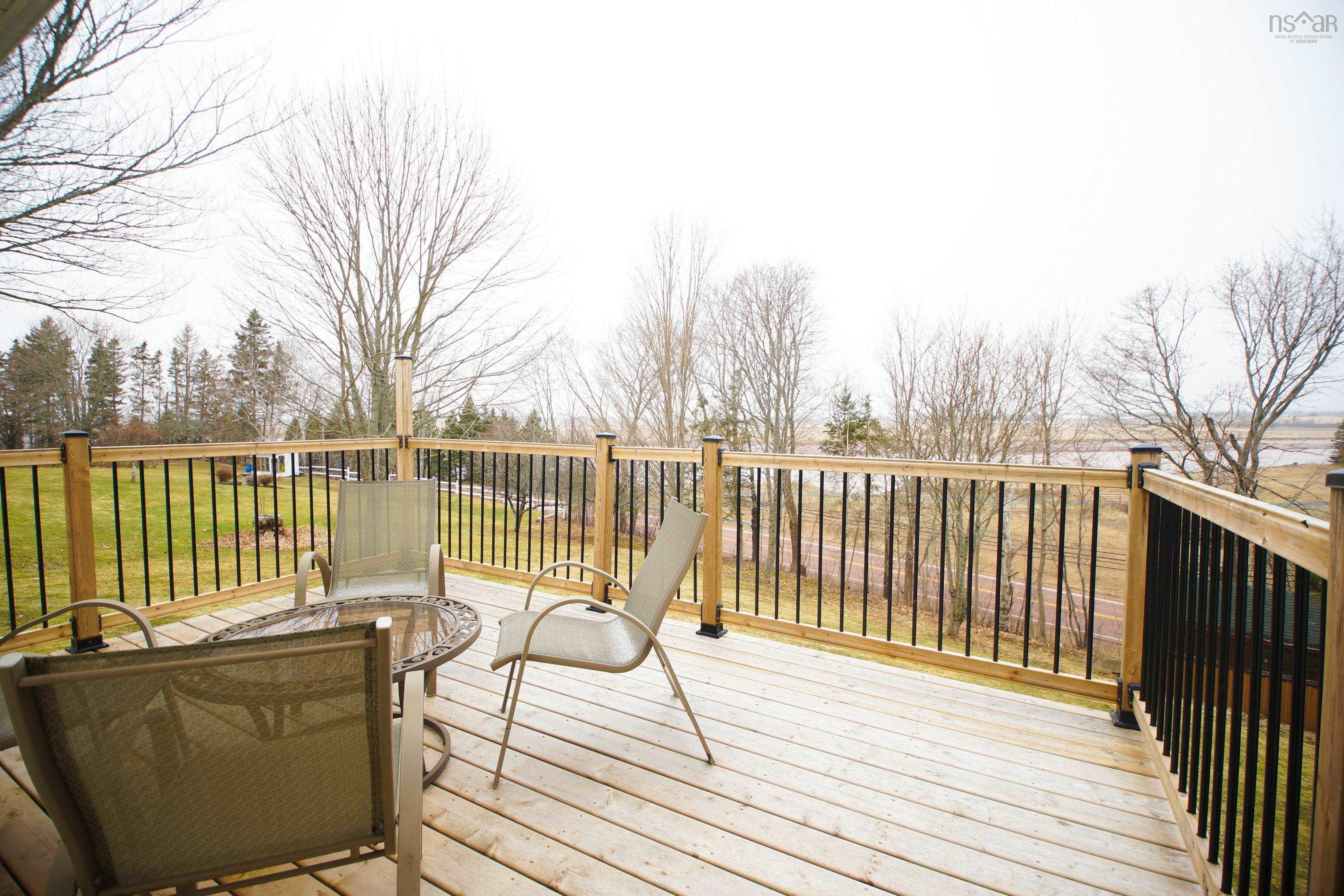$450,000.00: 24 Carriage Lane, Lower Truro