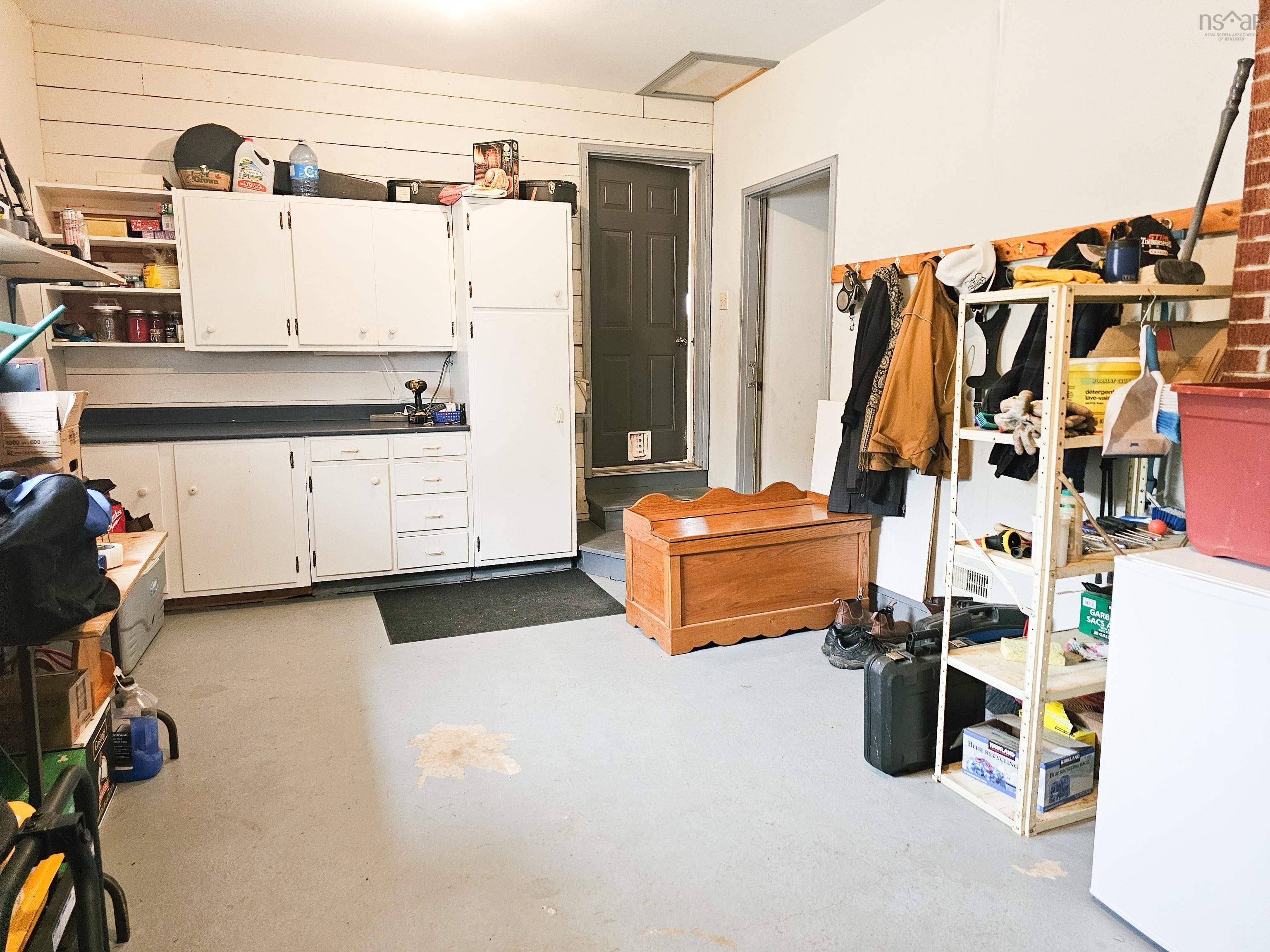 $450,000.00: 24 Carriage Lane, Lower Truro