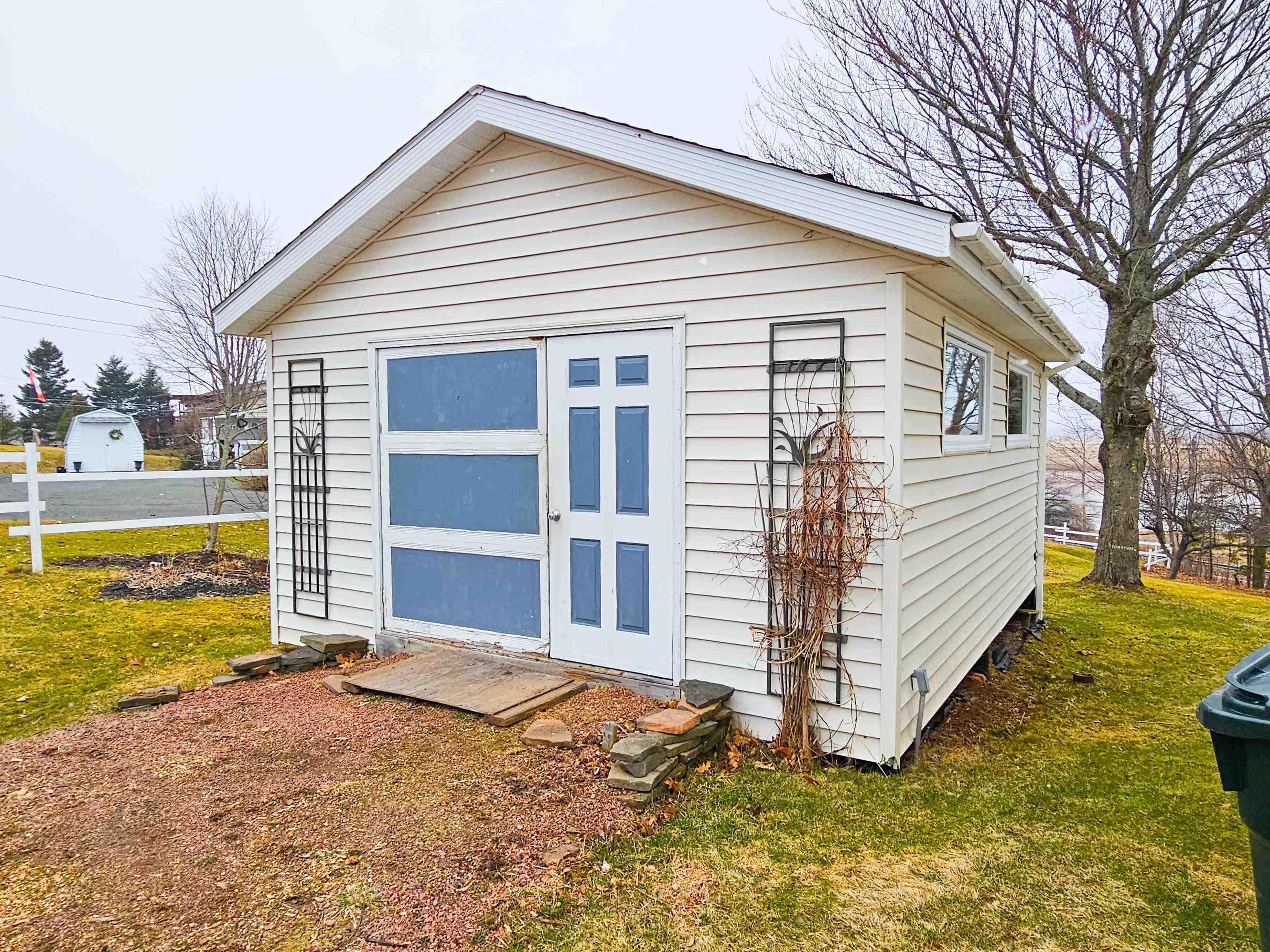 $450,000.00: 24 Carriage Lane, Lower Truro