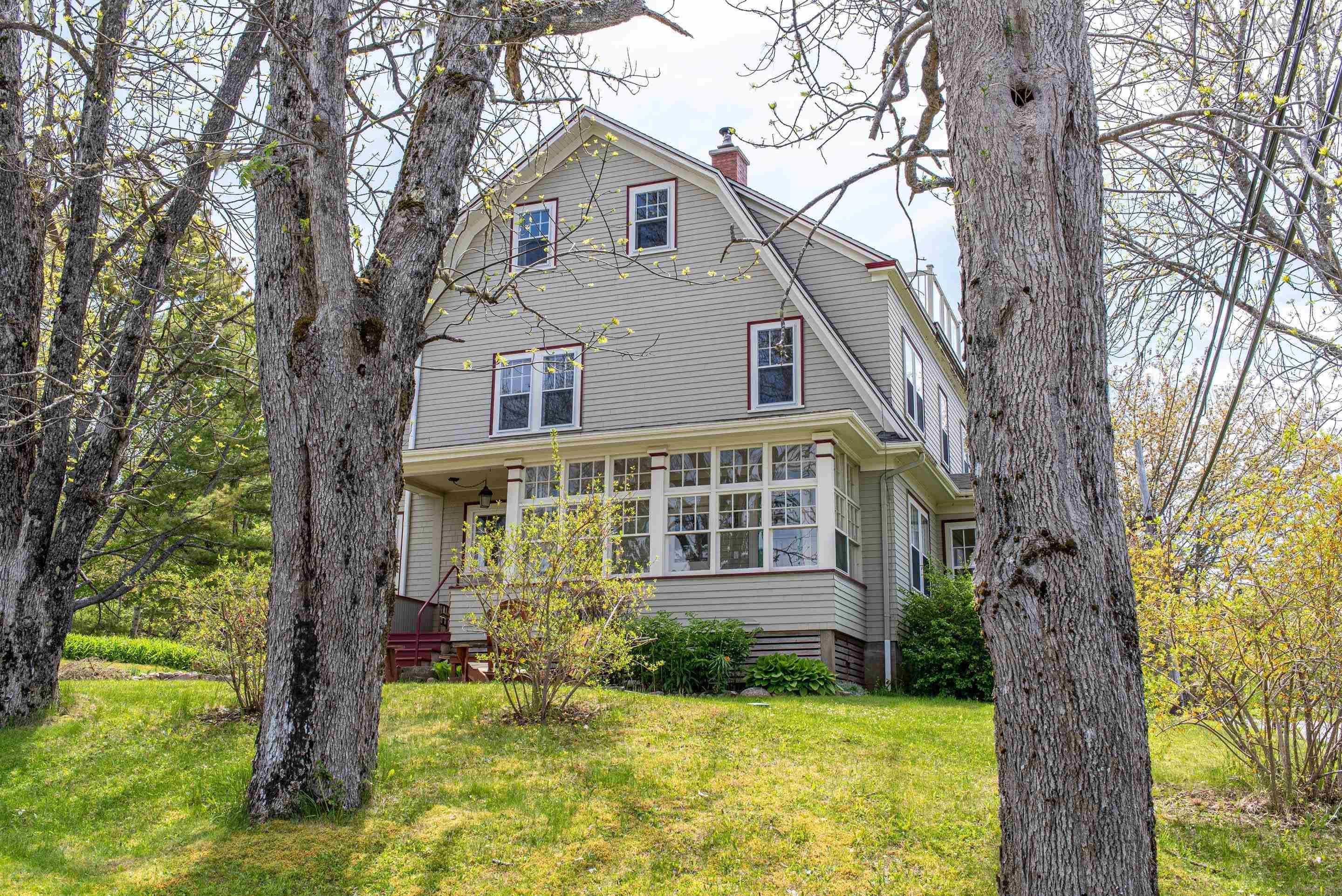 $799,900.00: 9957 Peggys Cove Road, Hackett