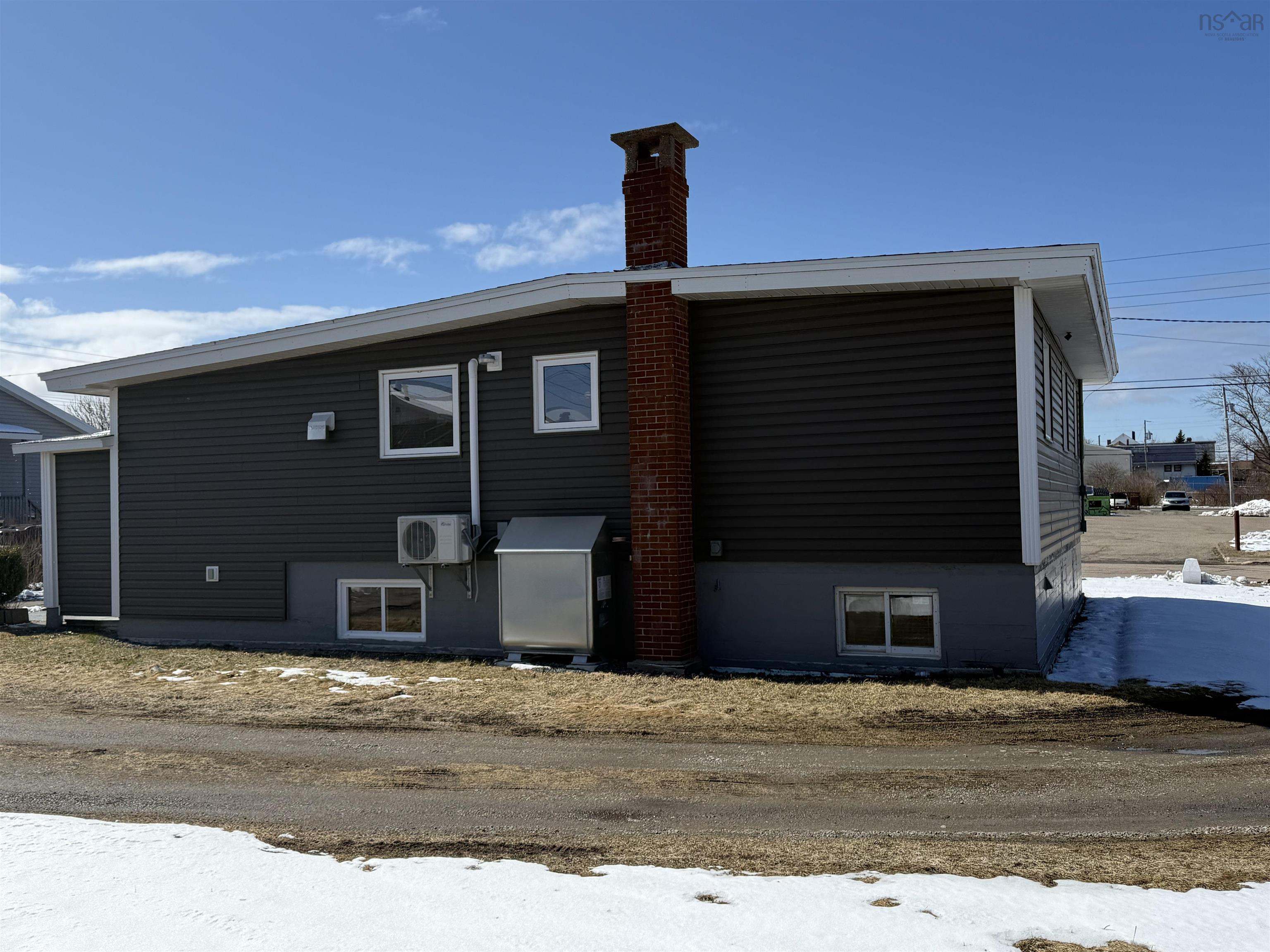$209,000.00: 426 Tenth Street, New Waterford